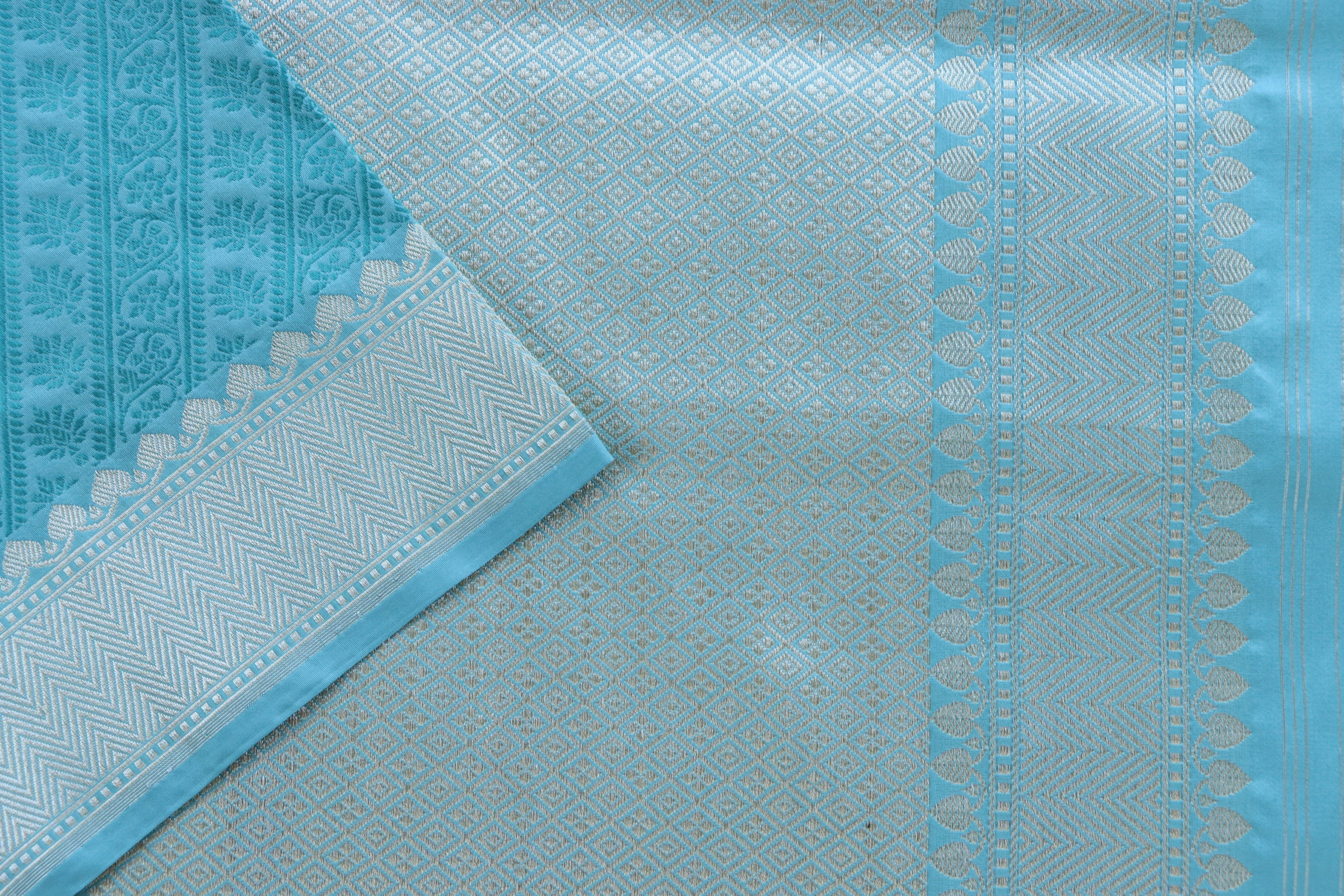 Sea Blue Resham Handwoven Banarasi Tanchoi Silk Saree