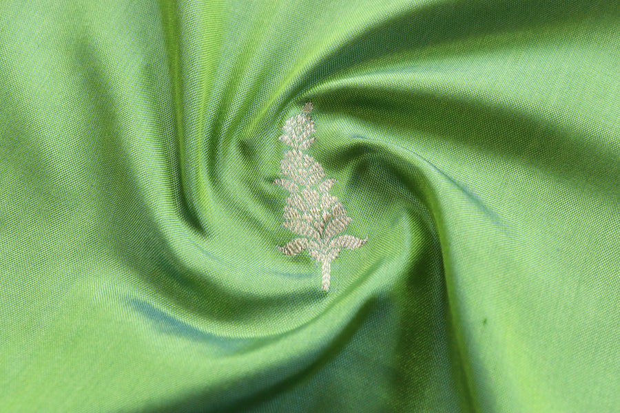 Parrot Green Kadhua Motif Pure Silk Handloom Banarasi Saree