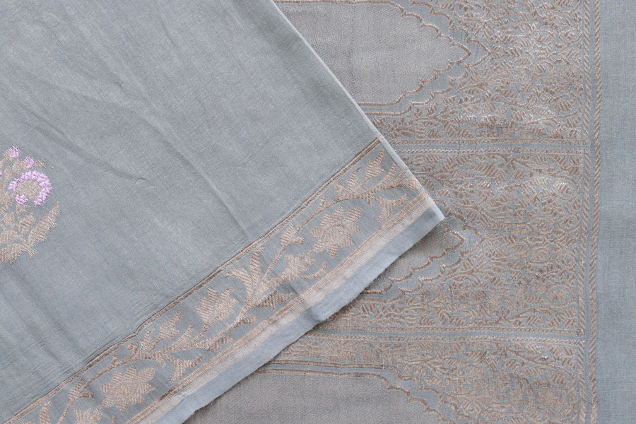 Grey Kadhua Motif Munga Silk Saree | Stuti Weaves