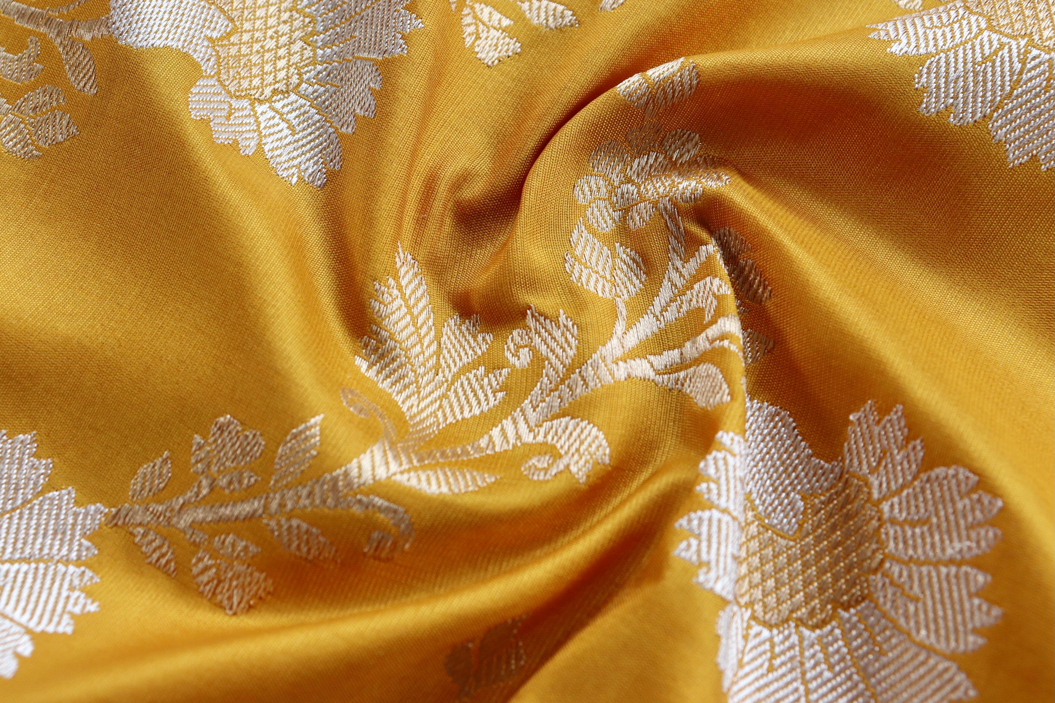 Mustard Zig Zag Jangla Pure Silk Handloom Banarasi Saree