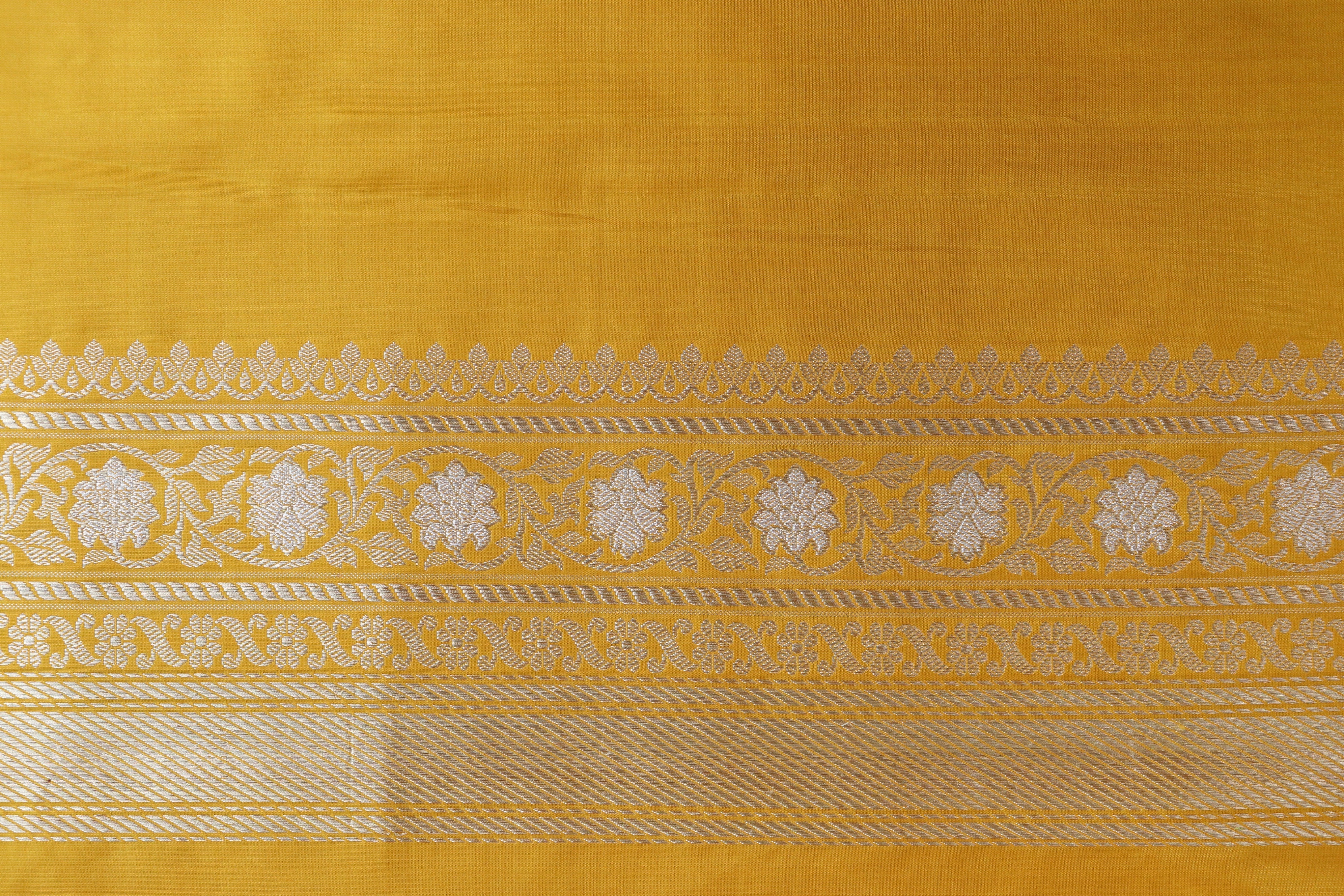 Mustard Zig Zag Jangla Pure Silk Handloom Banarasi Saree