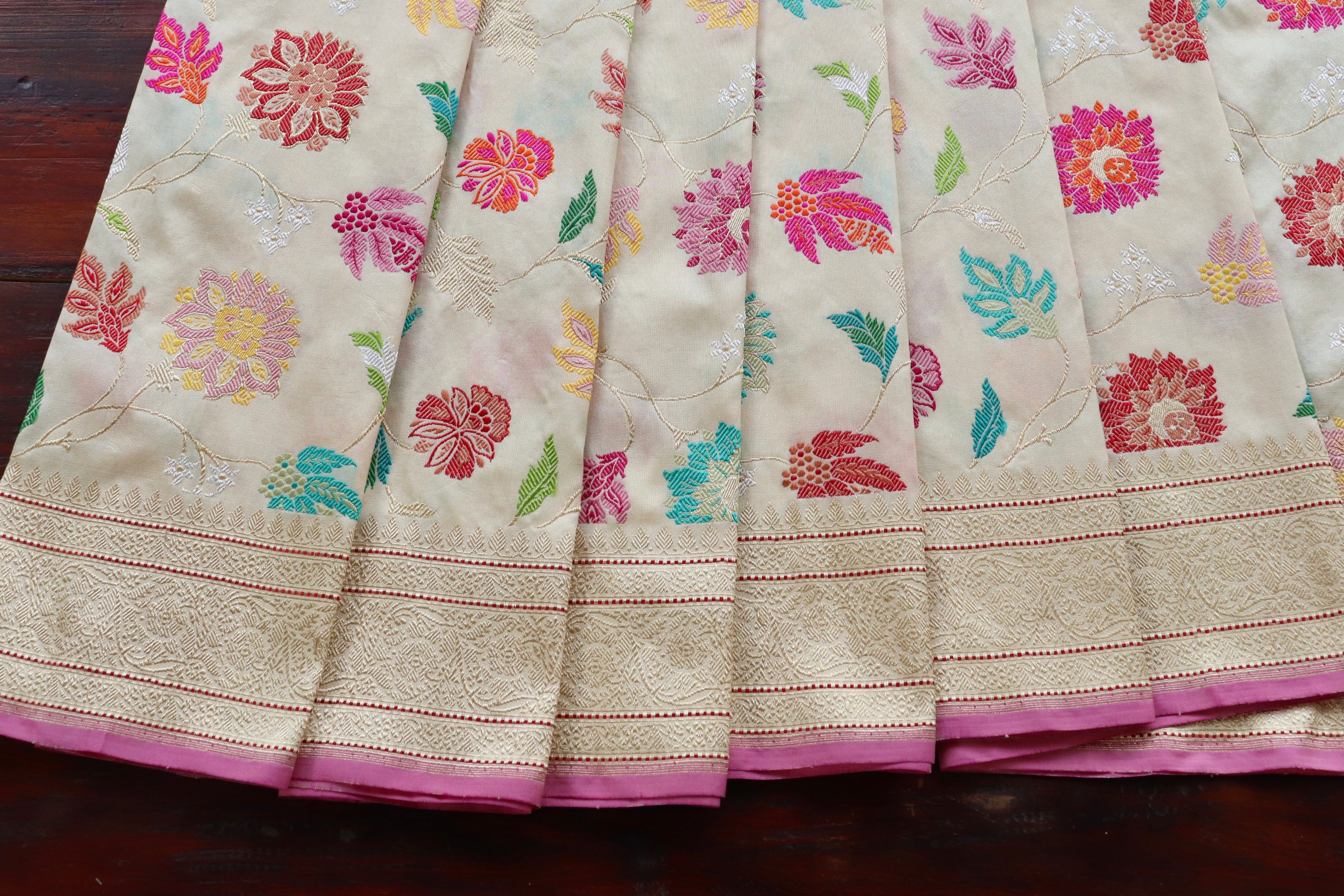 Ivory Kimkhab Pure Silk Banarasi Handloom Saree