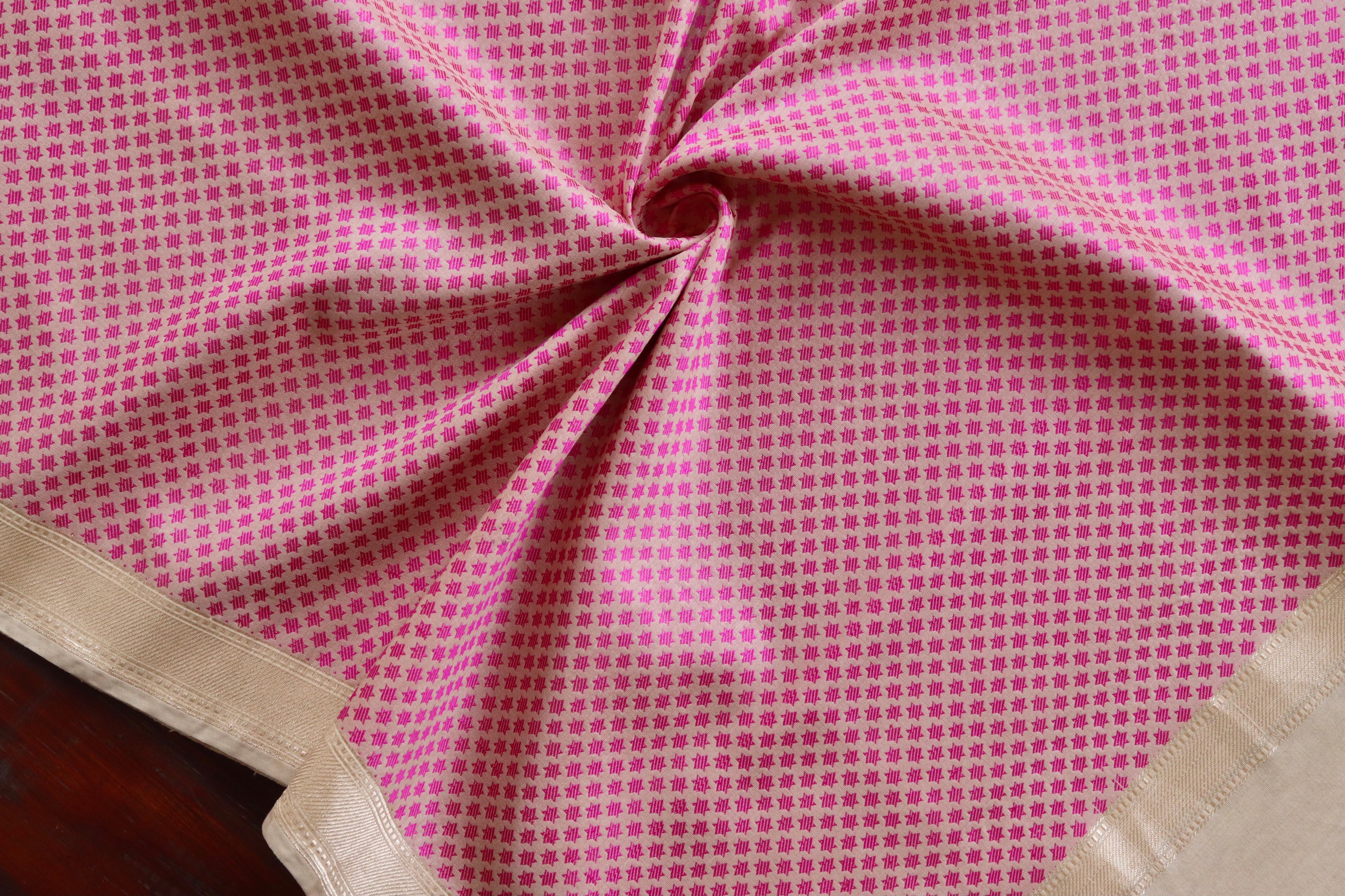 Beige & Pink Silk Handloom Banarasi Stole