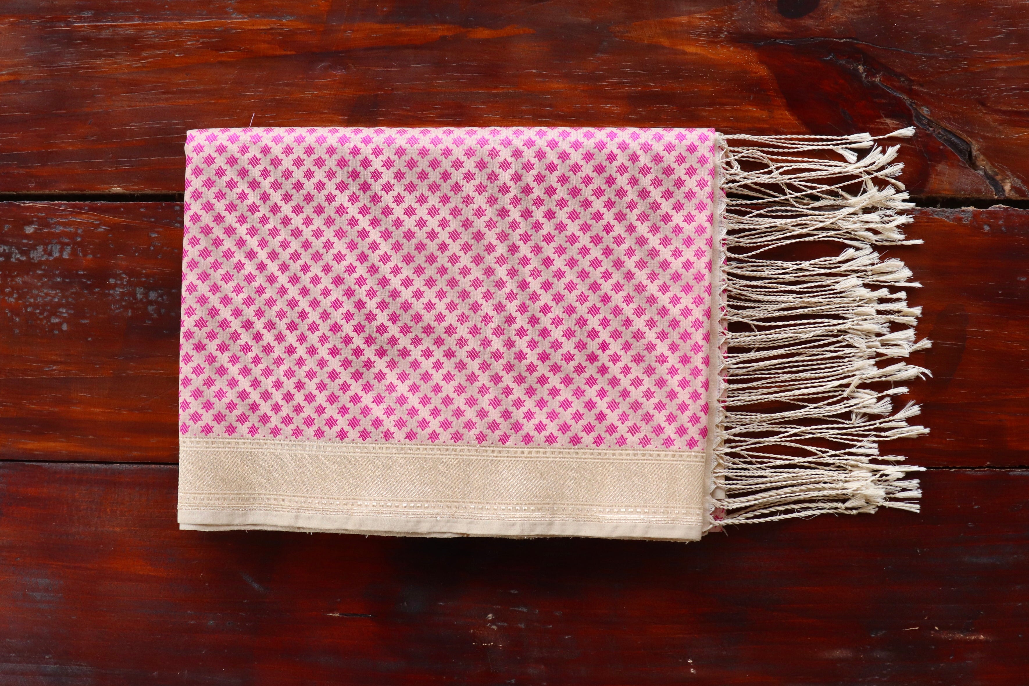 Beige & Pink Katan silk Banarasi stole with densely packed Tanchoi motifs.