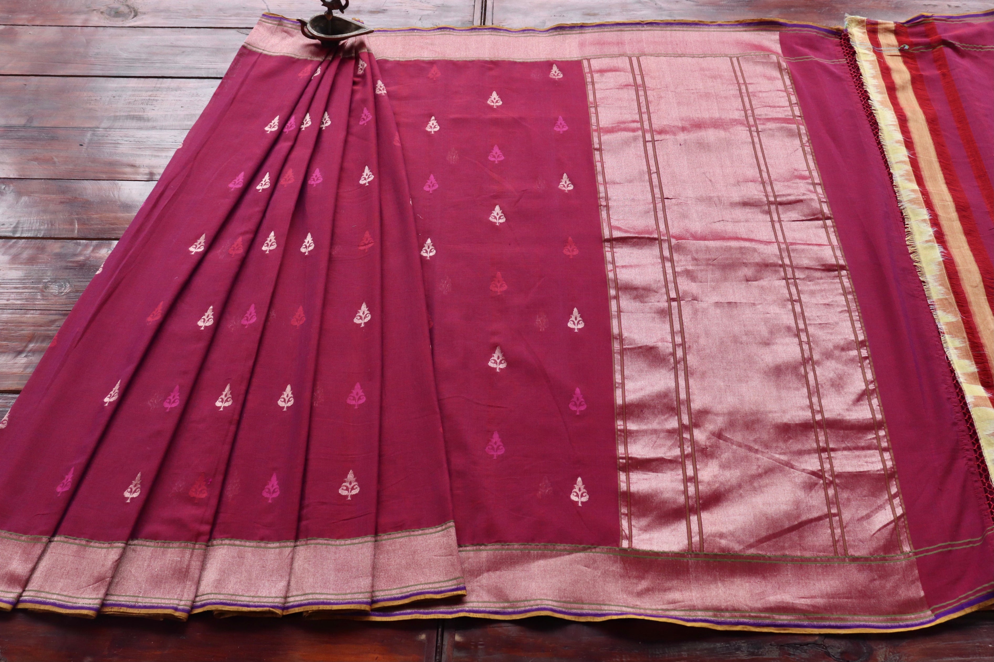 Burgundy Cotton Kadhua Motif Banarasi Handloom Saree