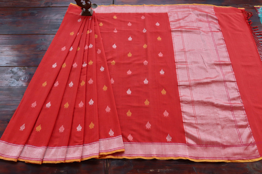 Border close-up on Red Kadhua cotton saree