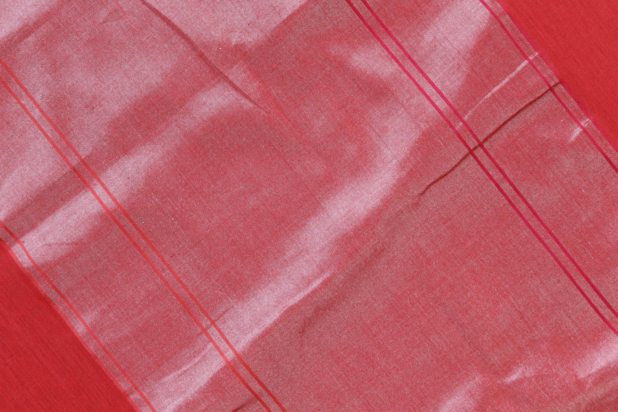 Pleat detail of Red Kadhua cotton saree