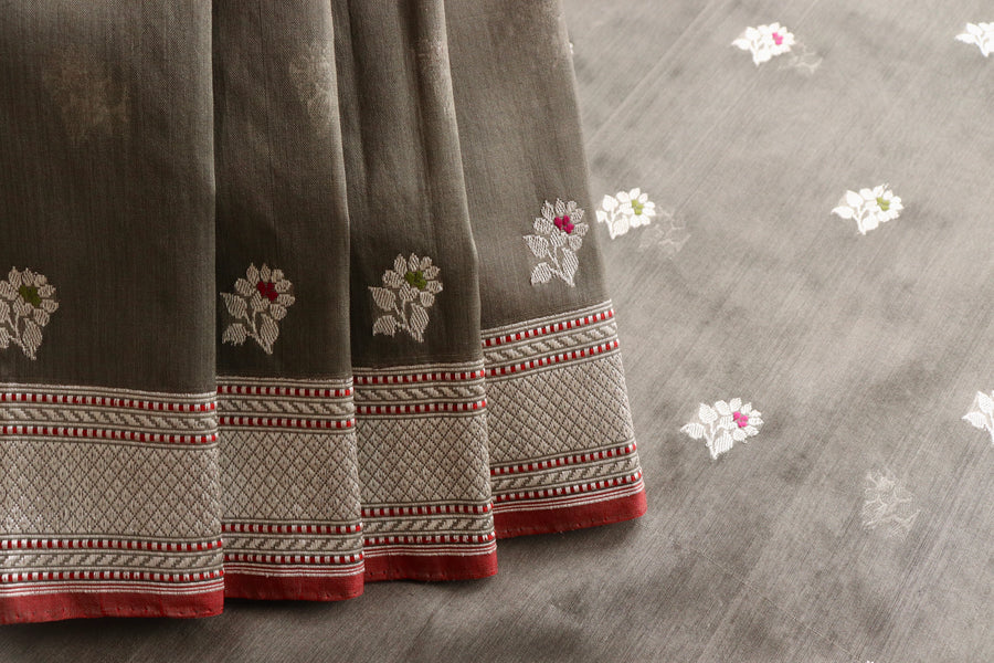 Grey Kadhua Motif Pure Kora Silk Banarasi Saree | Stuti Weaves