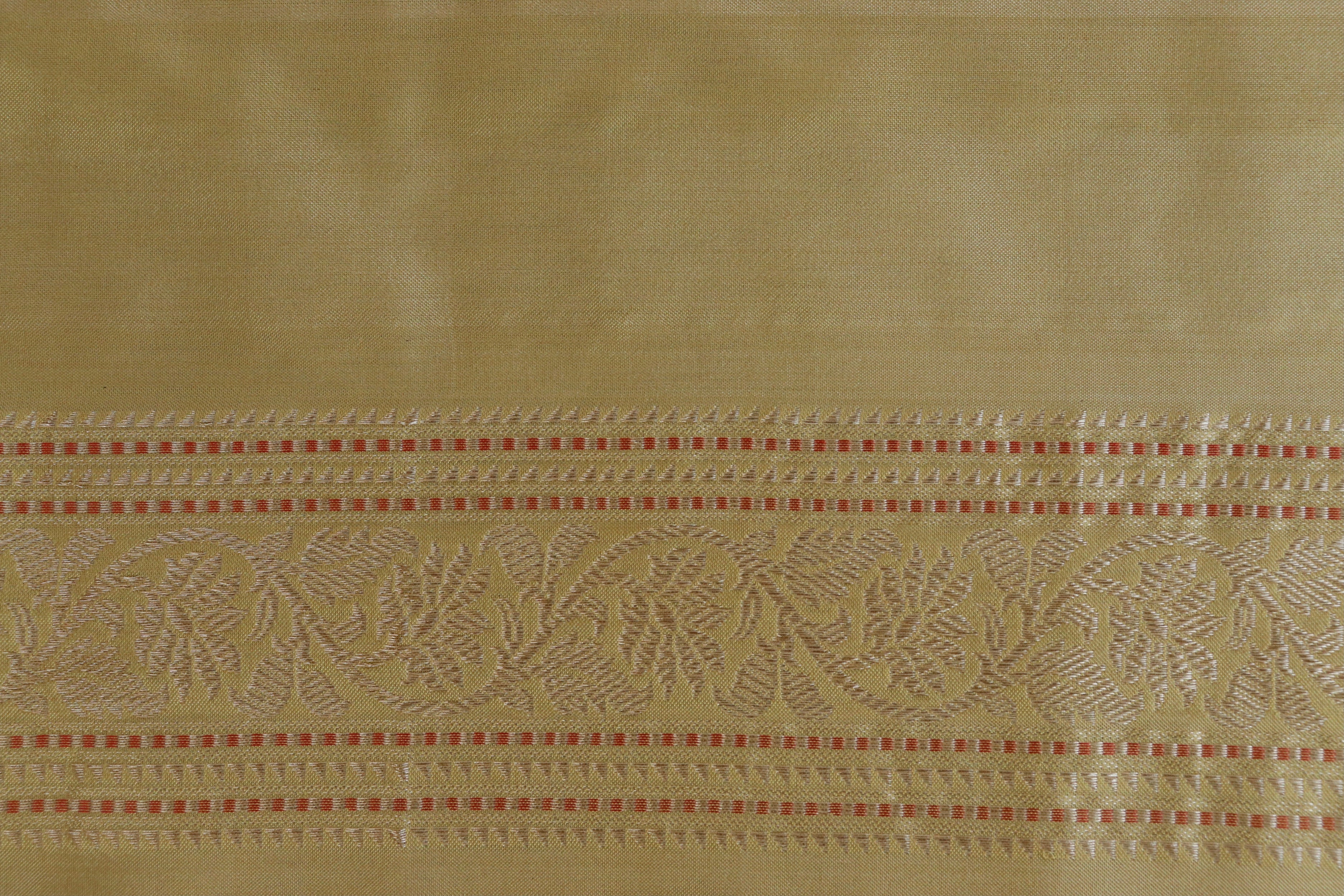 Butter Yellow Kadhua Motif Pure Silk Handloom Banarasi Saree