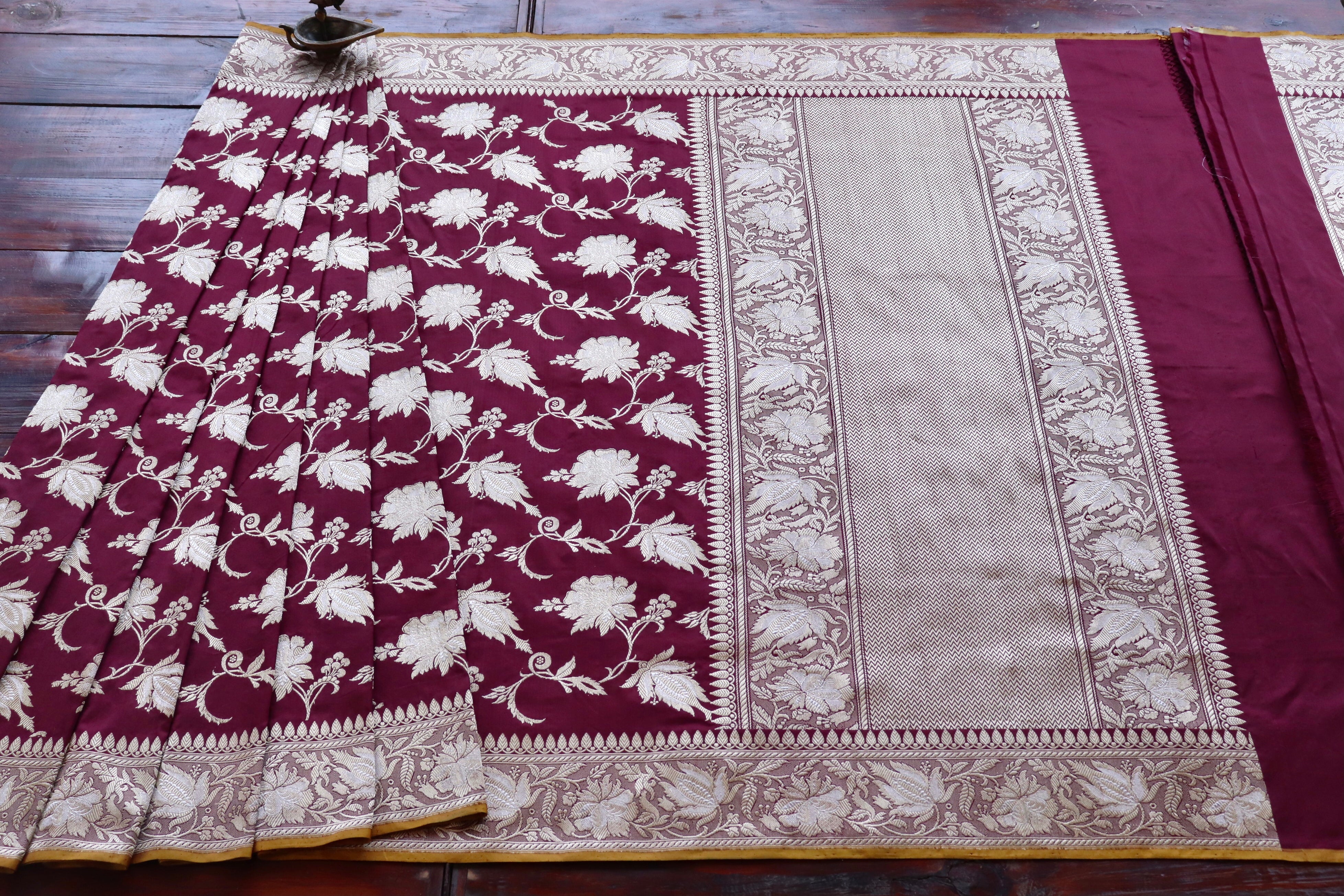 Maroon Chinar Jangla Pure Silk Handloom Banarasi Saree