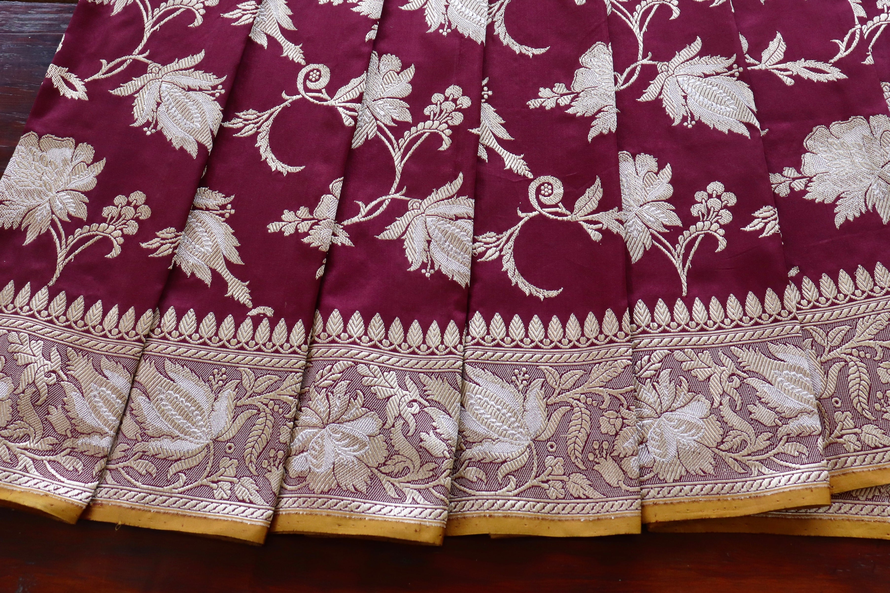 Maroon Chinar Jangla Pure Silk Handloom Banarasi Saree
