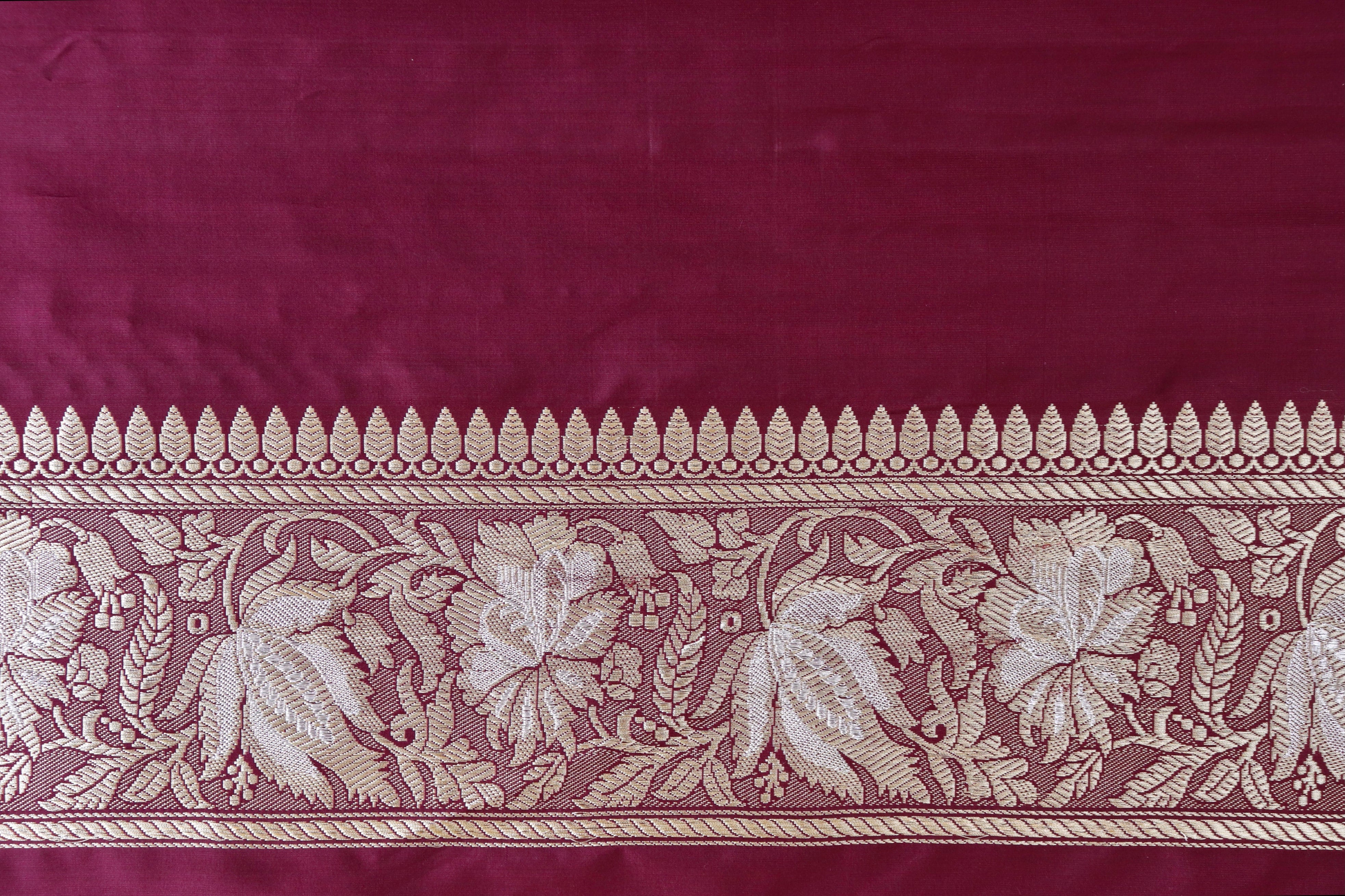 Maroon Chinar Jangla Pure Silk Handloom Banarasi Saree