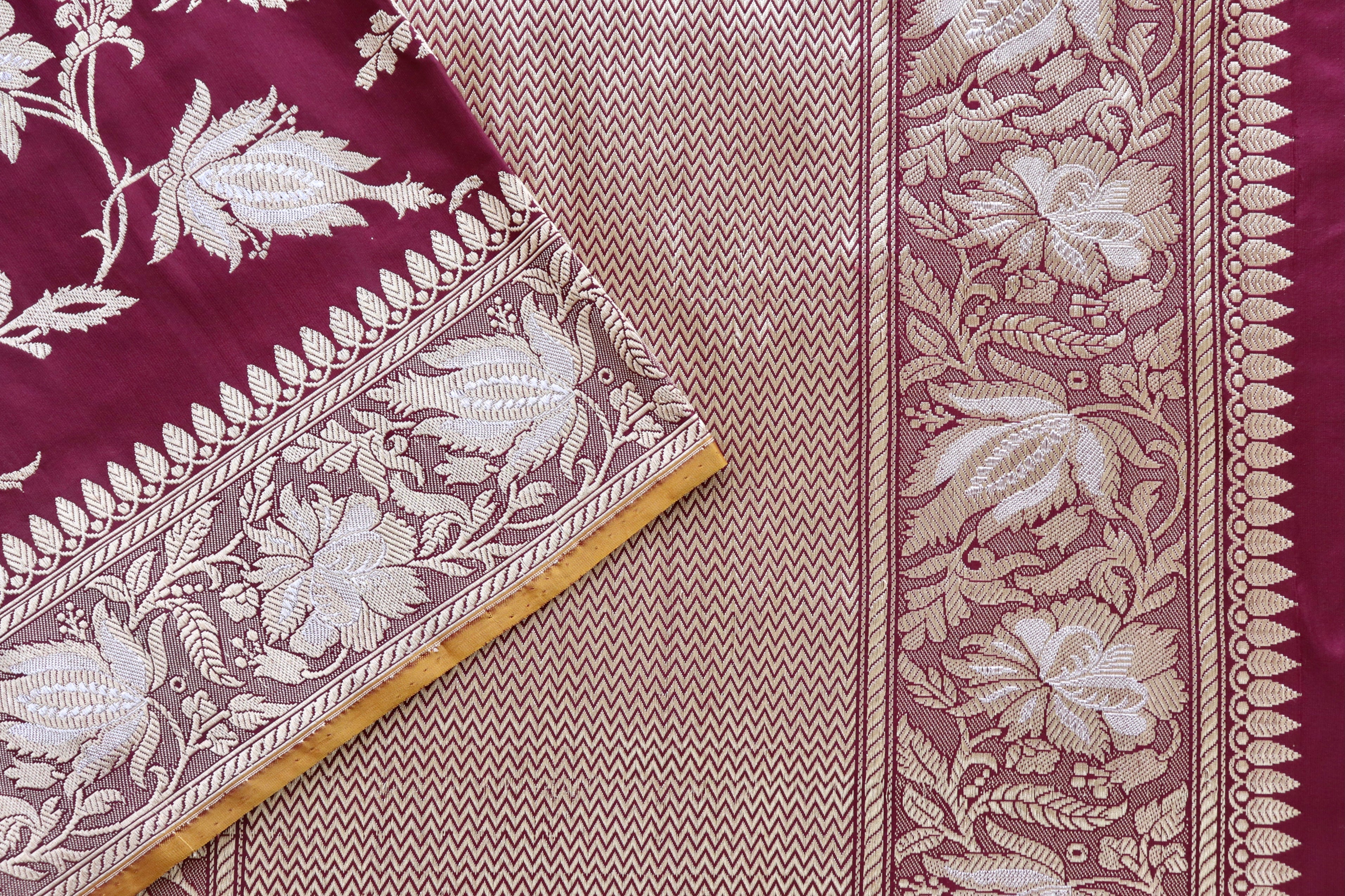 Maroon Chinar Jangla Pure Silk Handloom Banarasi Saree