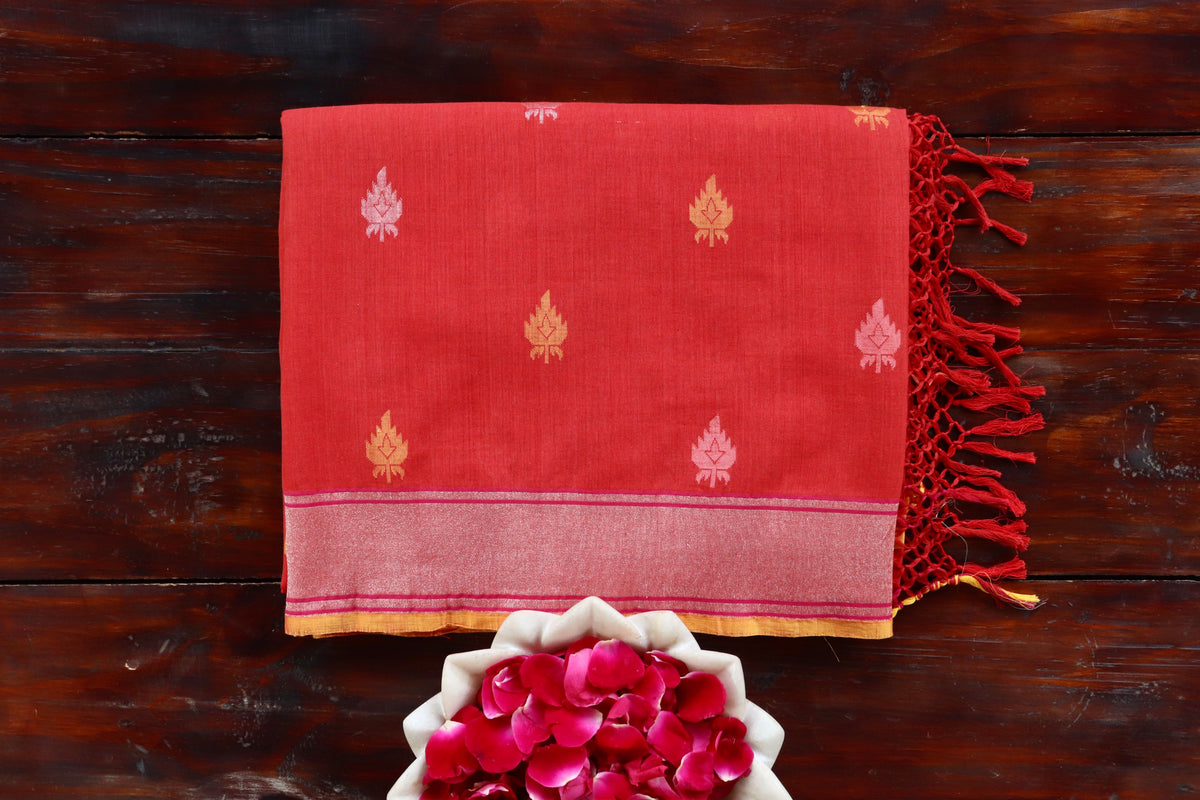 Red Kadhua Pure Cotton Saree | Stuti Weaves
