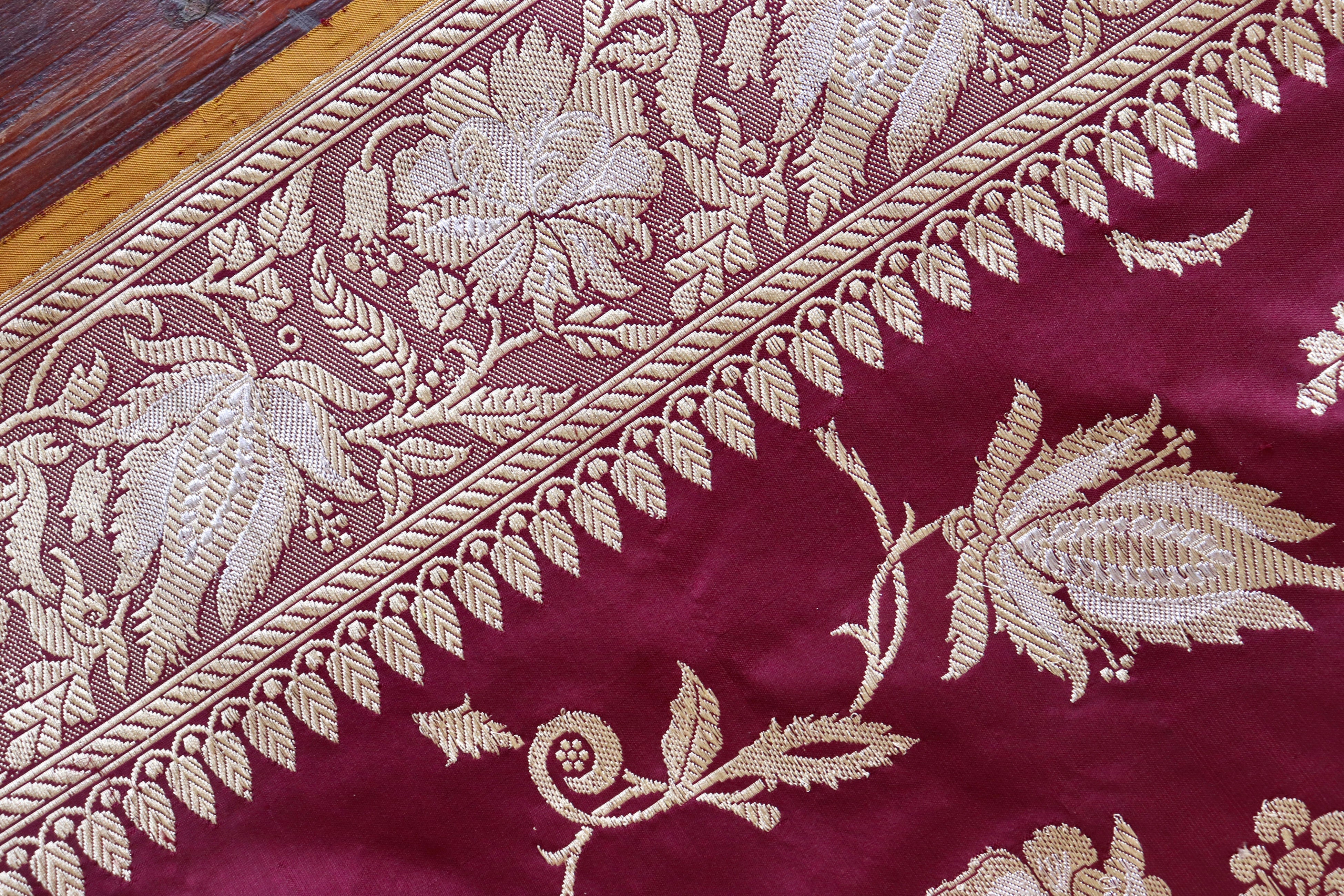 Maroon Chinar Jangla Pure Silk Handloom Banarasi Saree