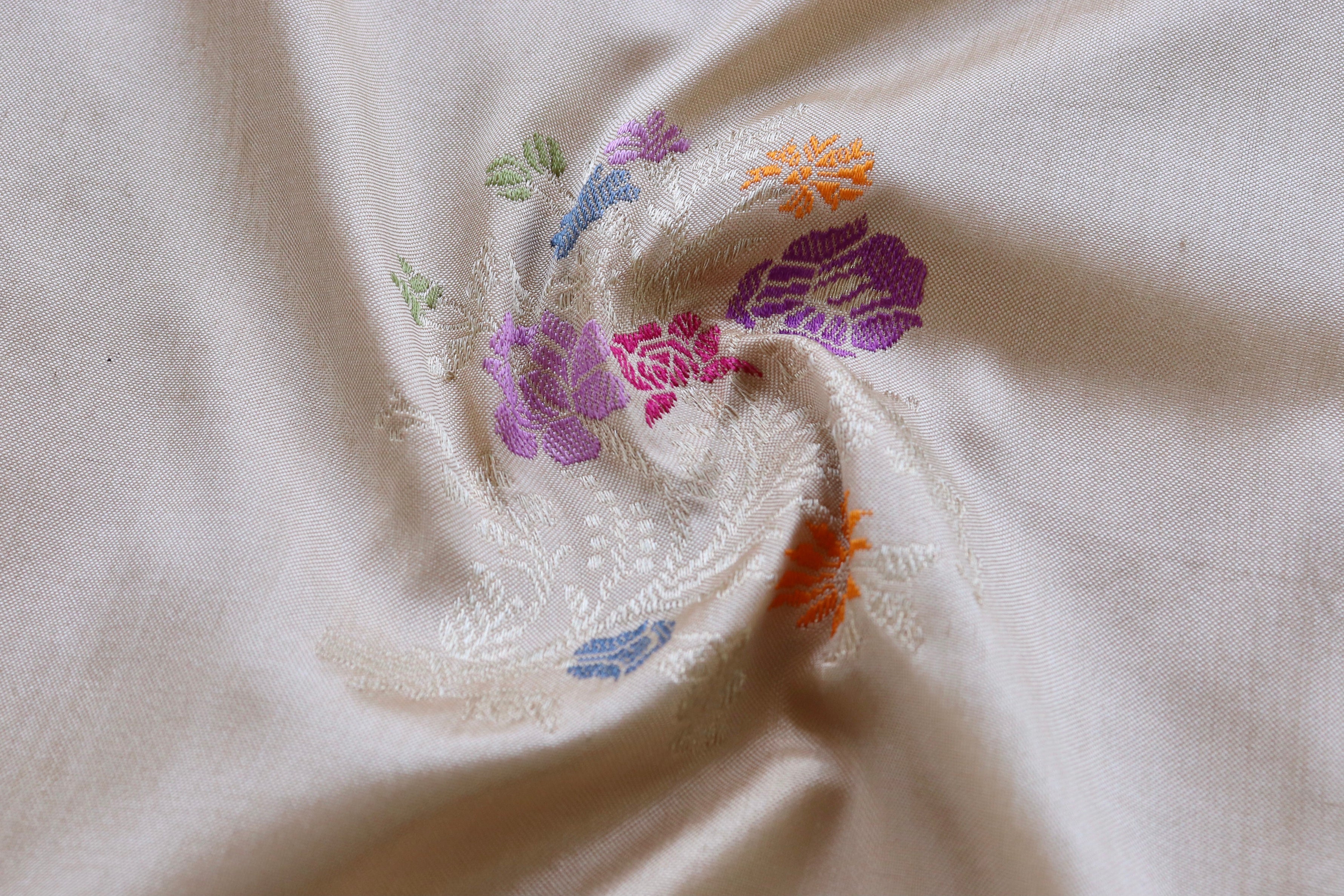 Beige Guldasta Motif Pure Katan Silk Handloom Saree