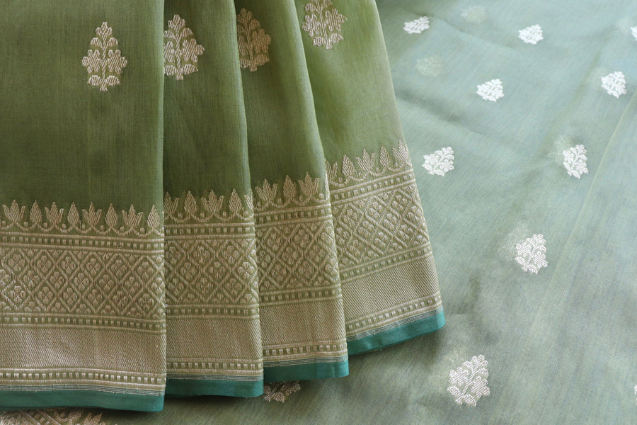 Pista Green Leaf Motif Handloom Banarasi Silk Saree
