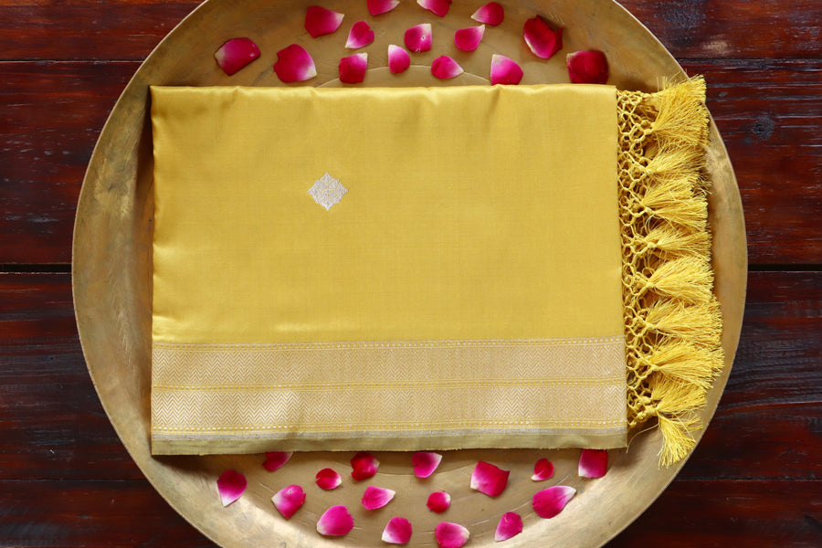 Yellow Pure Silk Handloom Banarasi Dupatta | Stuti Weaves