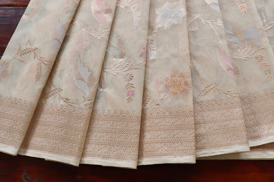 Ivory Kadhua Kora Jangla Handwoven Saree