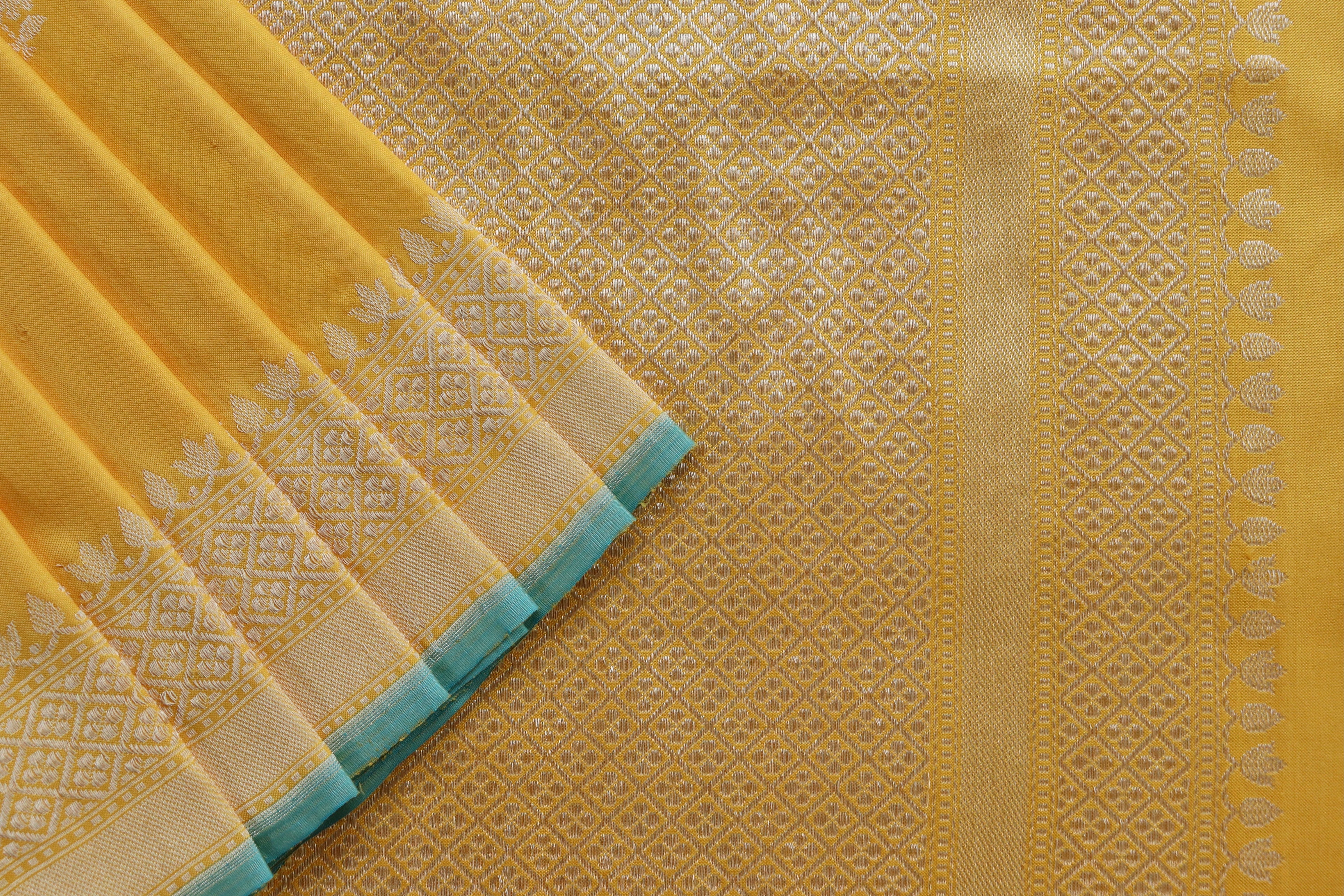 Yellow Leaf Motif Handloom Banarasi Silk Saree