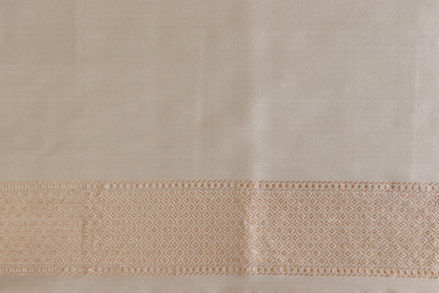 Gold Tissue Meenadar Kadhua Banarasi Handwoven Silk Sarees
