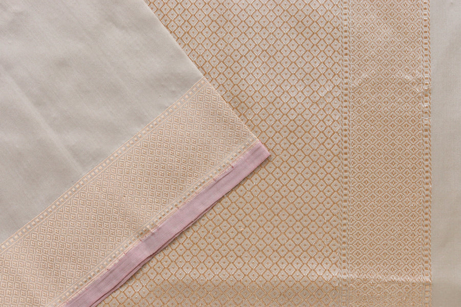 Gold Tissue Meenadar Kadhua Banarasi Handwoven Silk Sarees