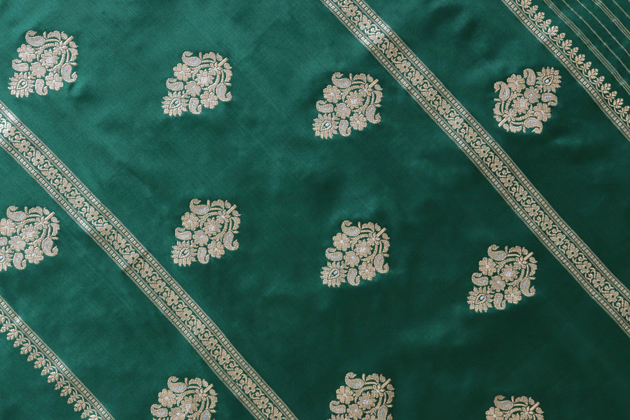 Bottle Green Kadhua Motif Pure Silk Banarasi Saree | Stuti Weaves