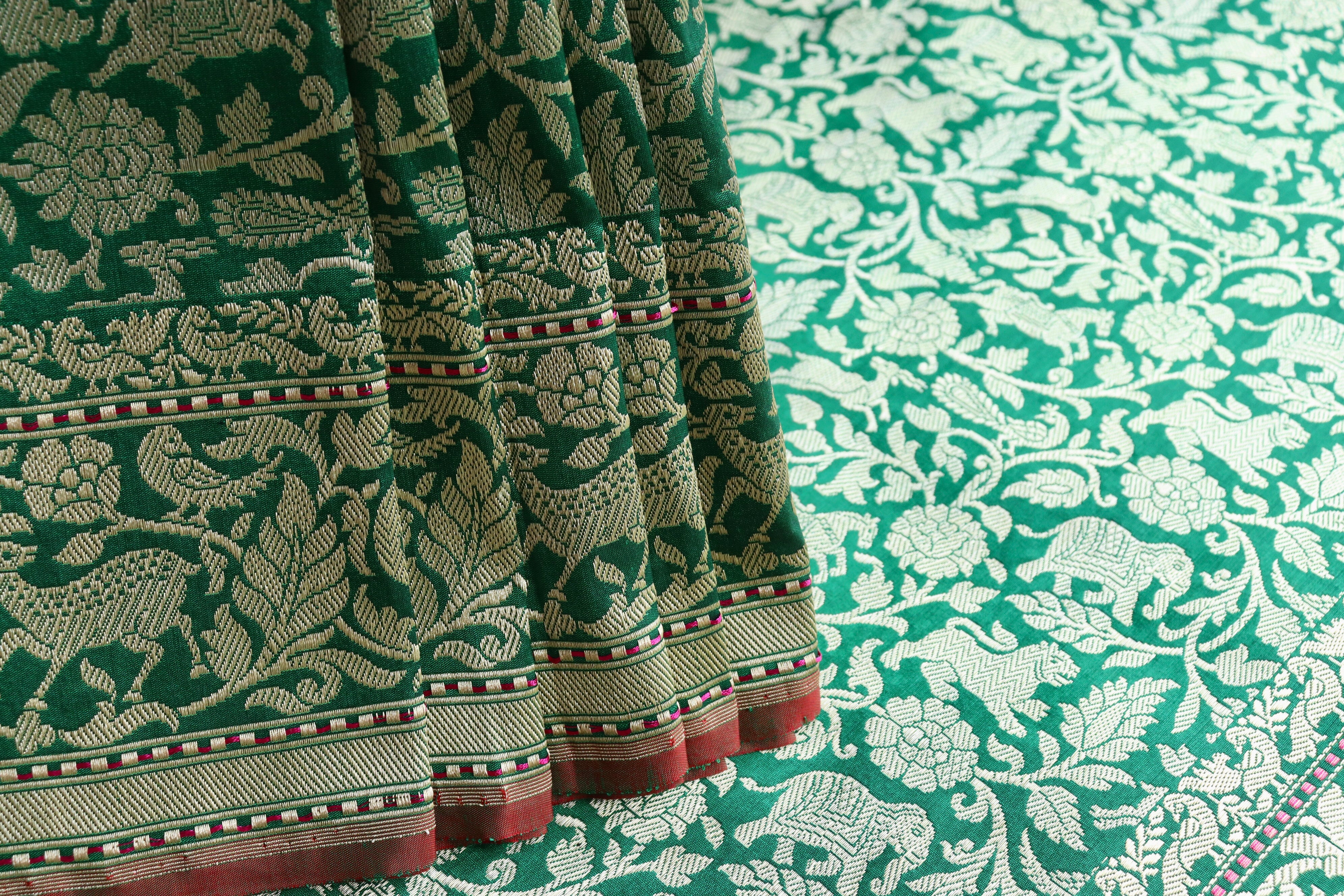 Green Tanchoi Shikargah Pure Silk Handloom Banarasi Saree