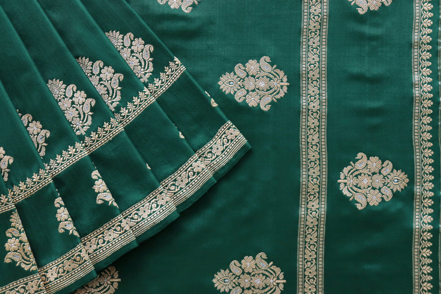 Bottle Green Kadhua Motif Pure Silk Banarasi Saree | Stuti Weaves