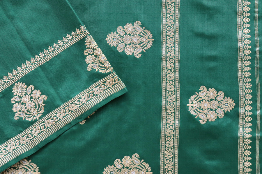 Bottle Green Kadhua Motif Pure Silk Banarasi Saree | Stuti Weaves