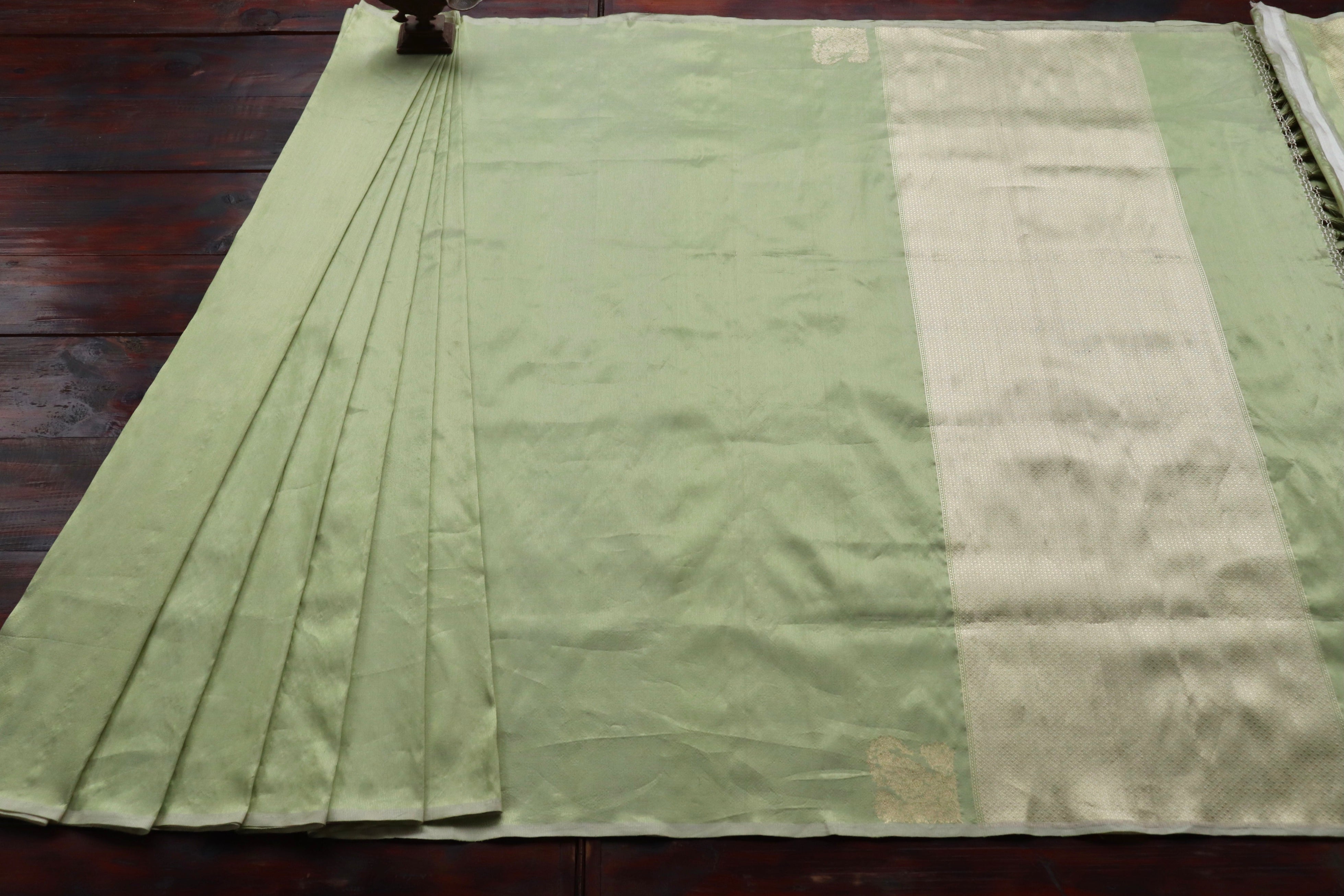 Pista Green Tissue Silk Banarasi Handwoven Saree