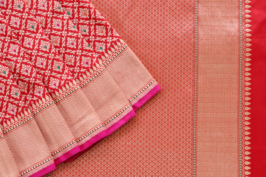 Red Meenadar Tanchoi Pure Silk Handloom Banarasi Saree