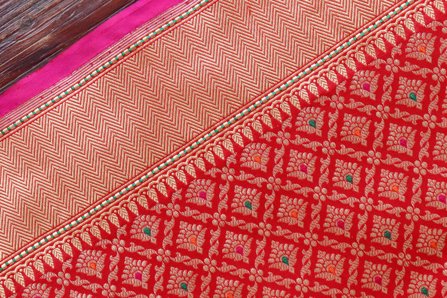 Red Meenadar Tanchoi Pure Silk Handloom Banarasi Saree