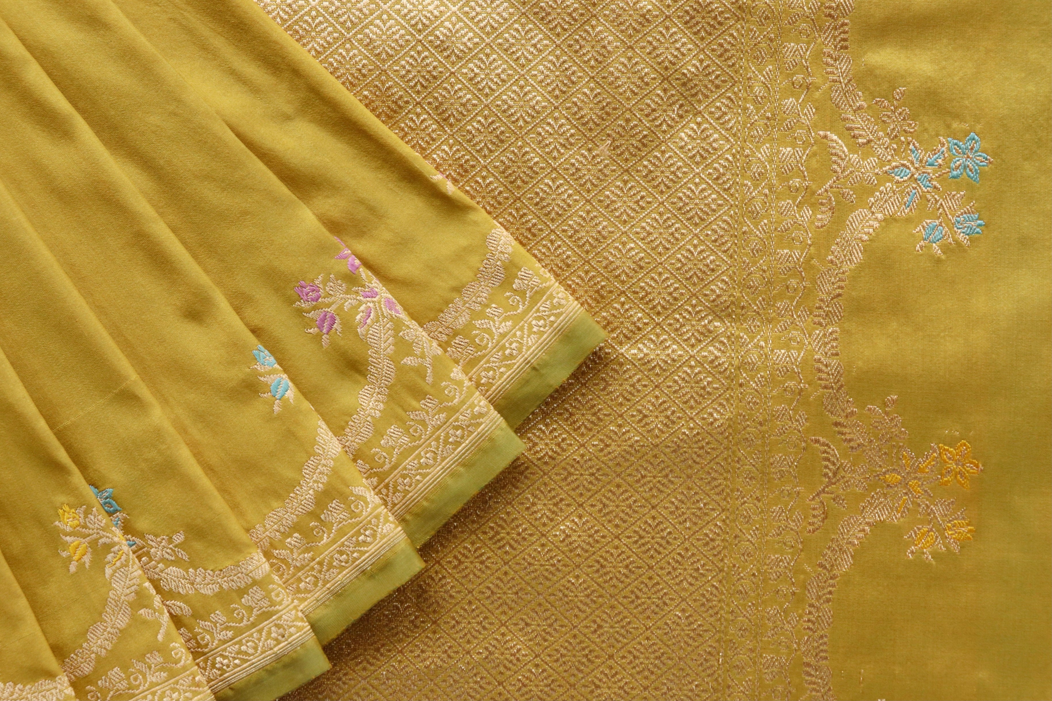 Pear Green Meenadar Kadhua Banarasi Handwoven Silk Sarees