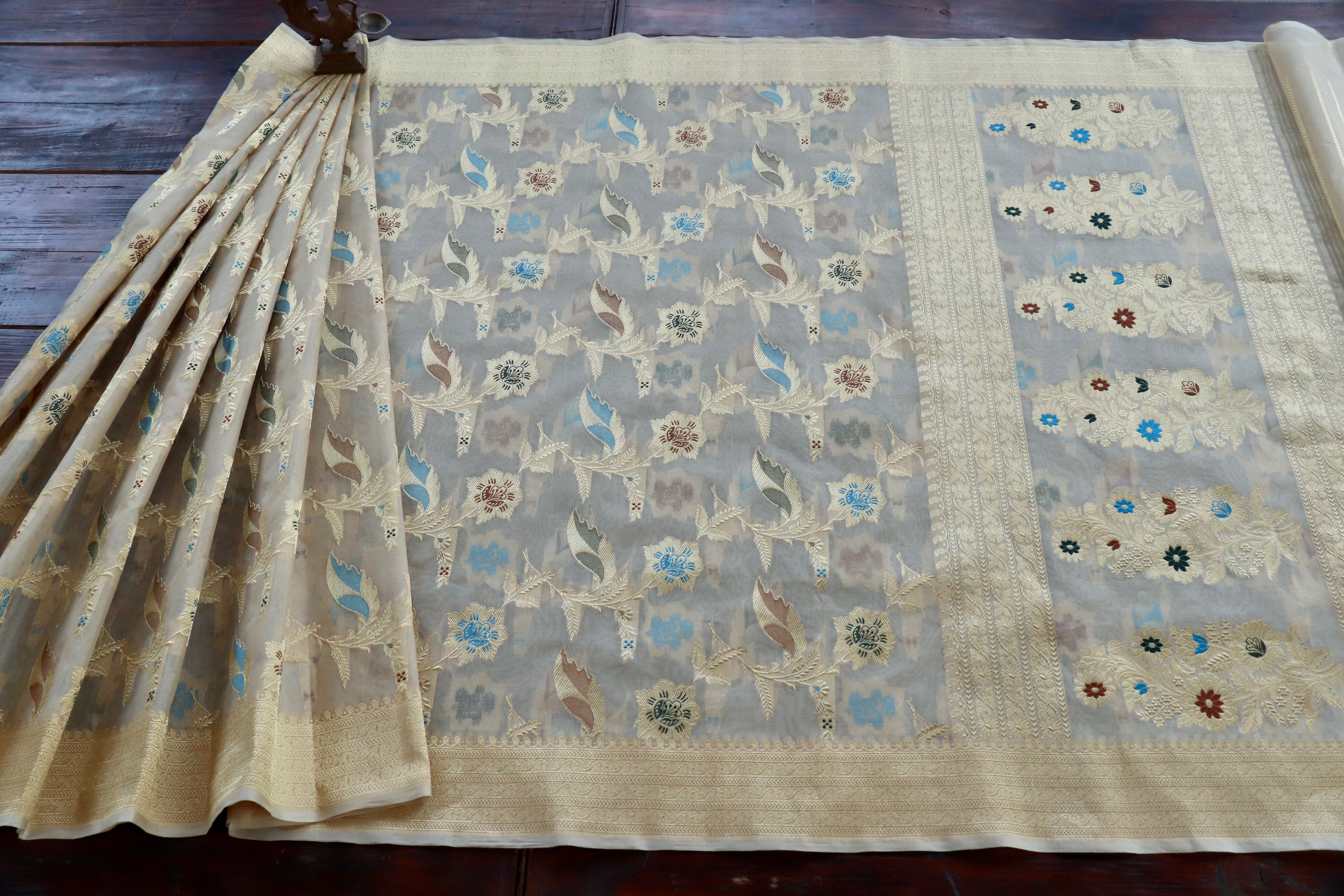 Beige Kadhua Jangla Handwoven Kora Saree