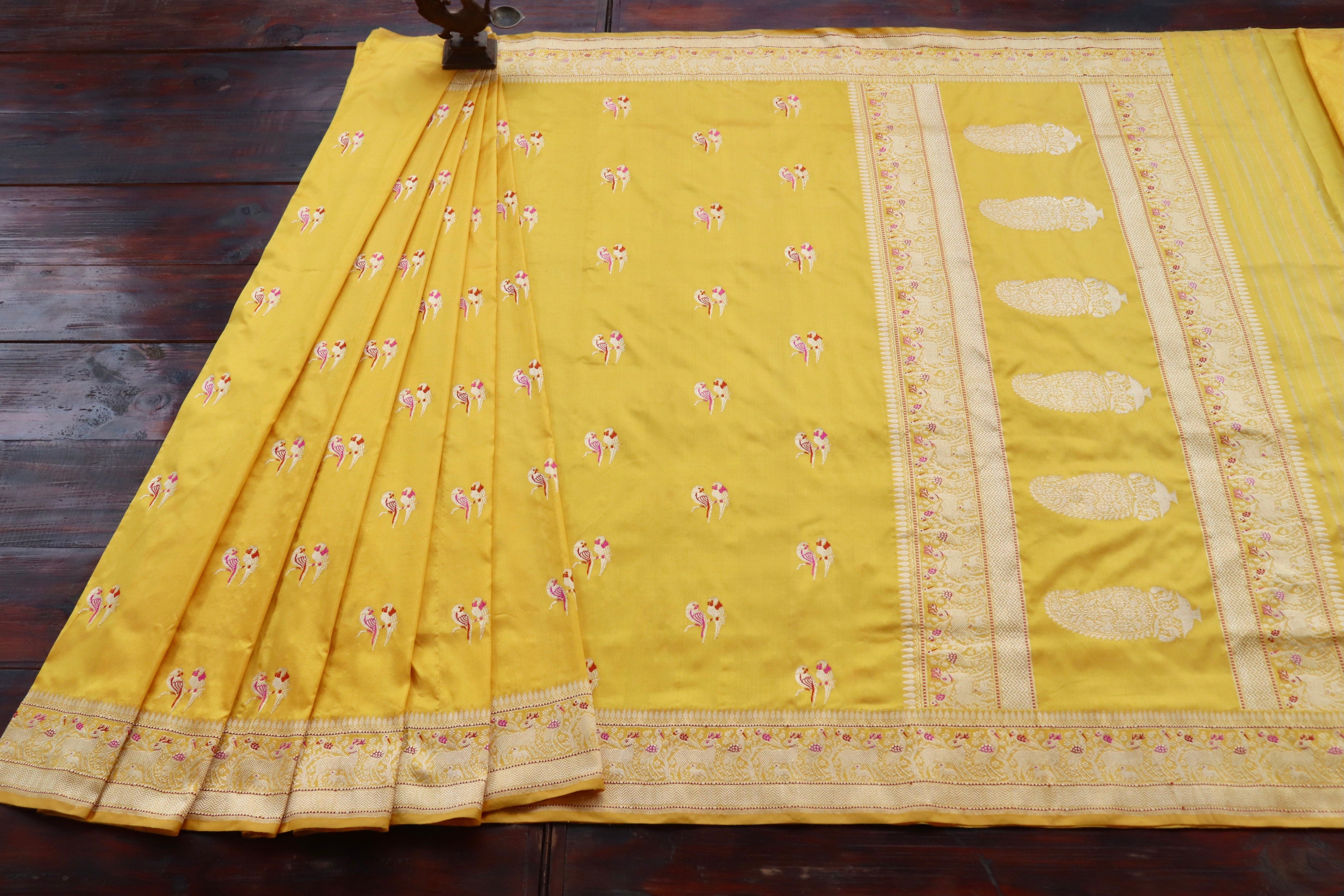 Bright Yellow Bird Motif Pure Silk Handloom Banarasi Saree