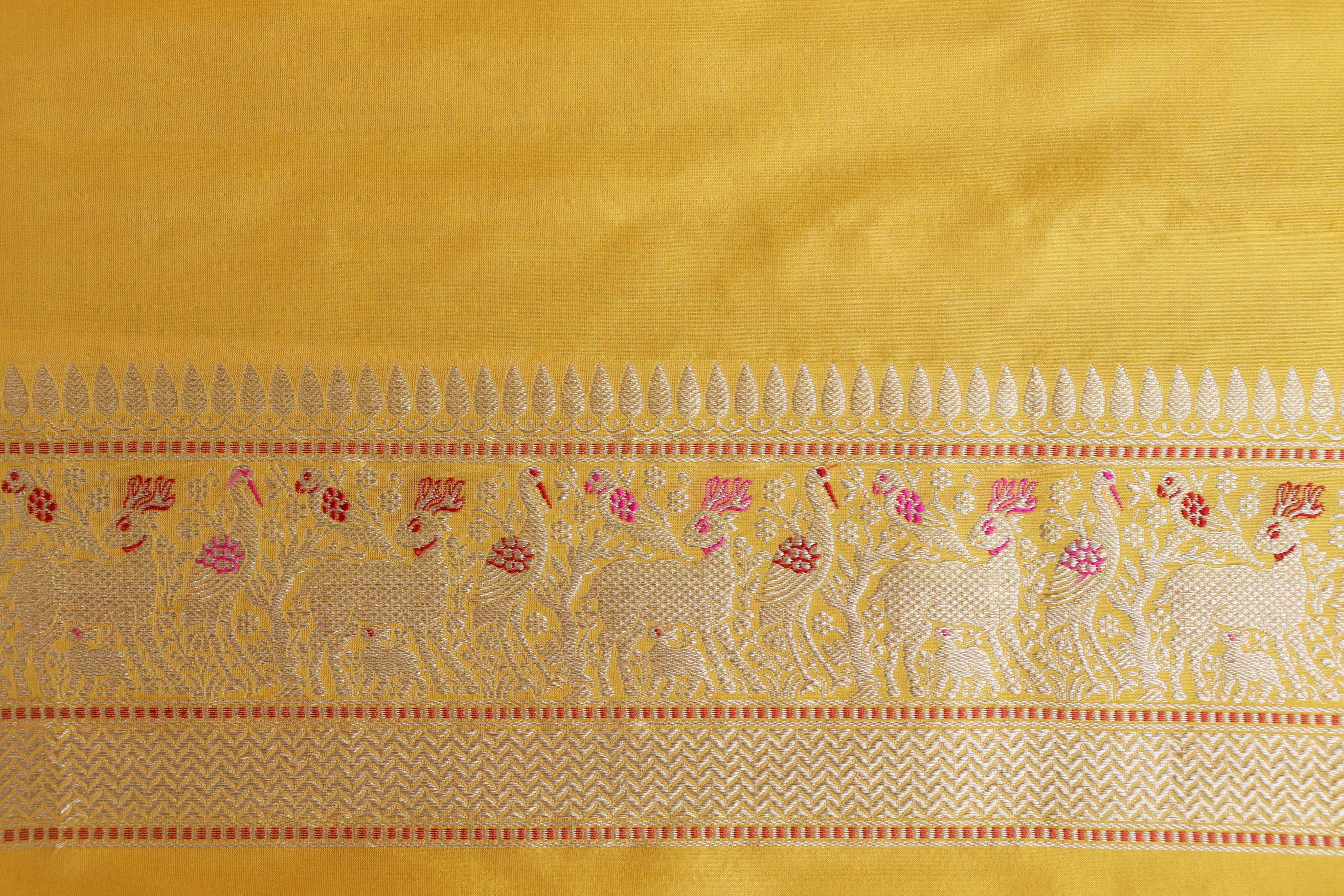 Bright Yellow Bird Motif Pure Silk Handloom Banarasi Saree