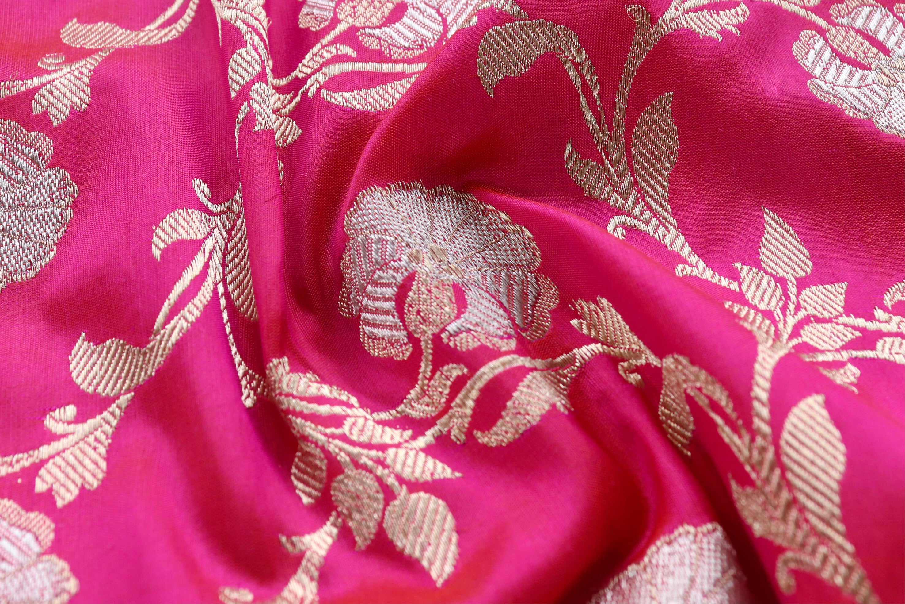 Rani Jangla Pure Silk Handloom Banarasi Dupatta