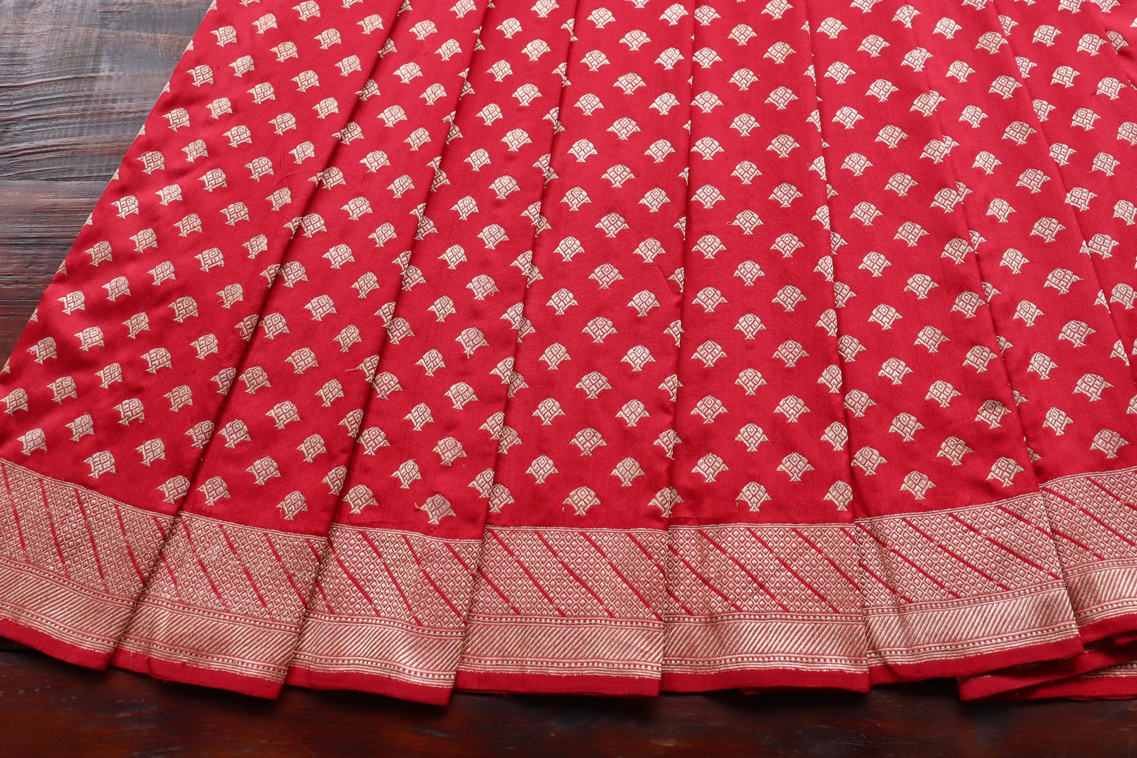 Rakhtambari Matsya Buti Pure Zari Silk Saree