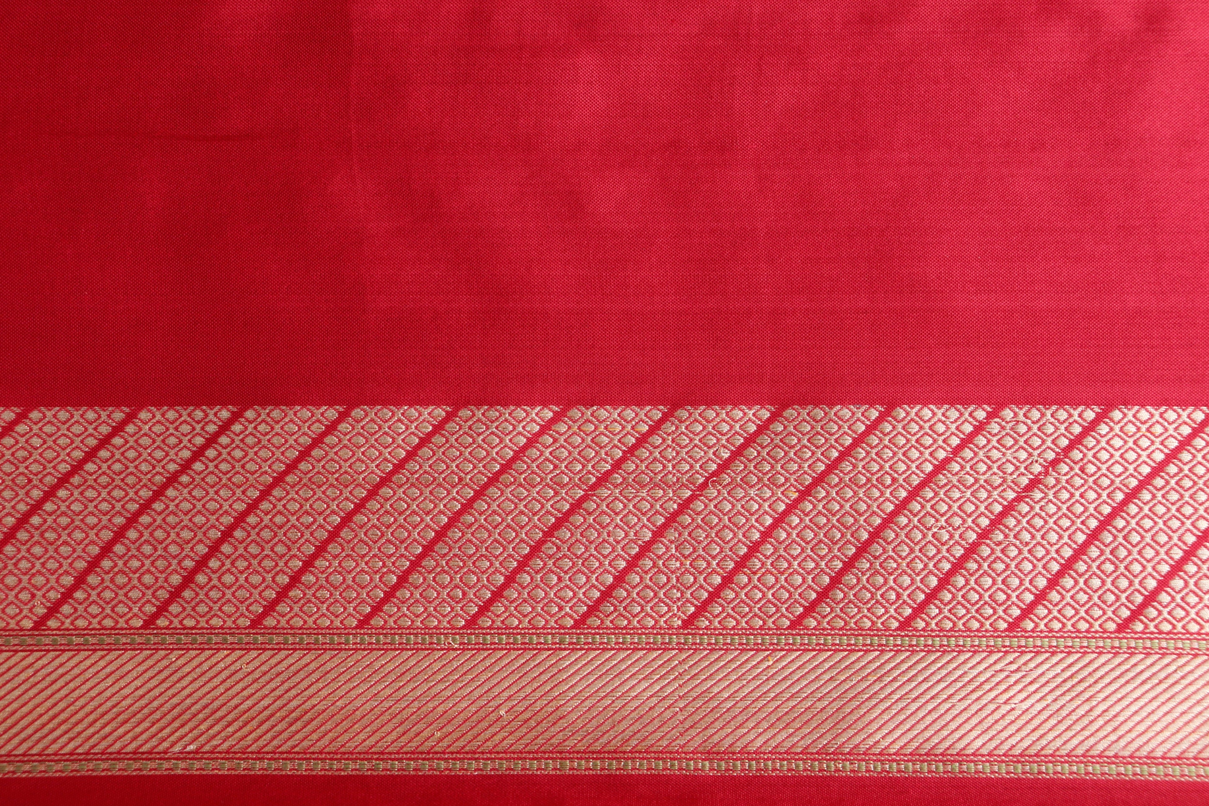 Rakhtambari Matsya Buti Pure Zari Silk Saree