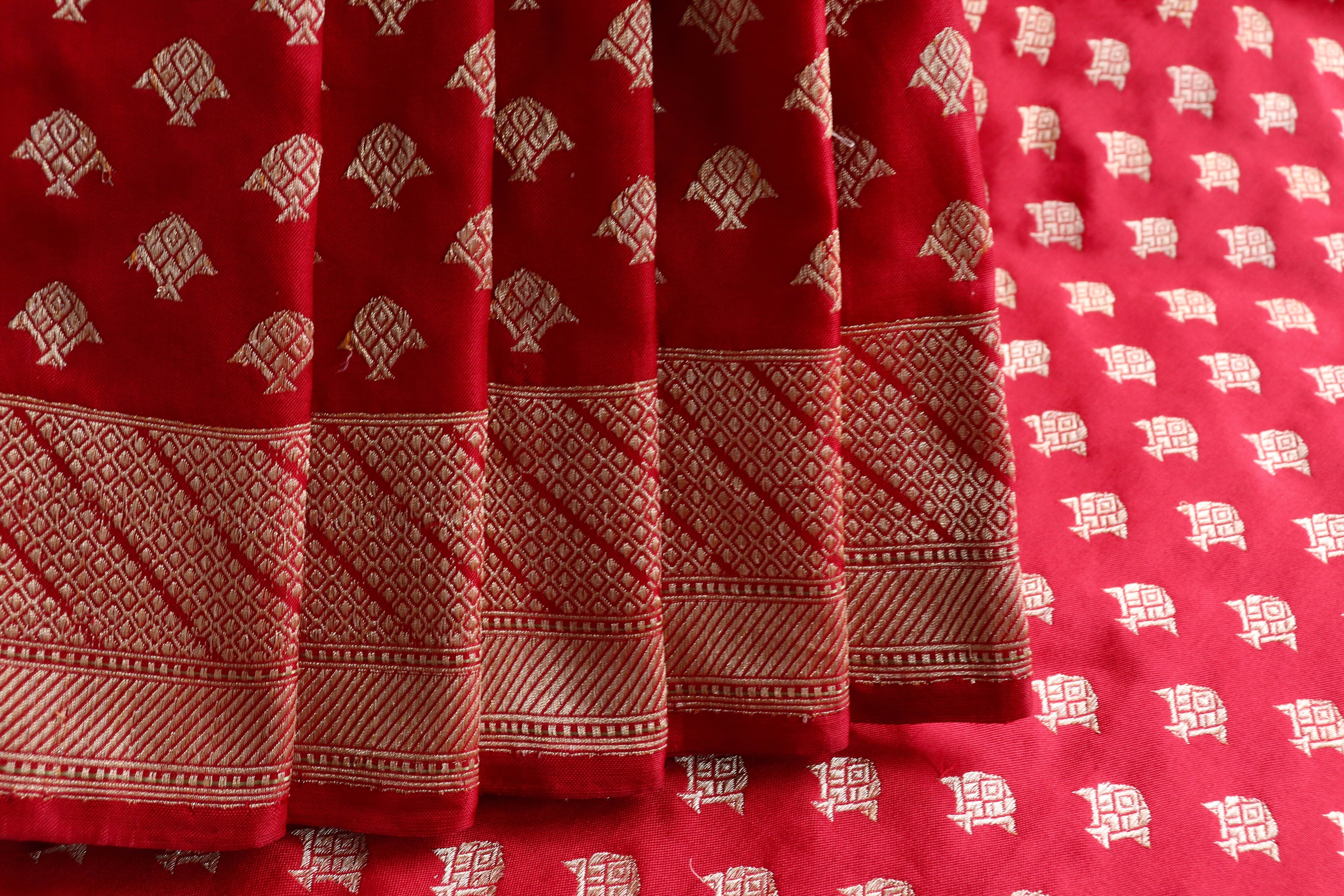 Rakhtambari Matsya Buti Pure Zari Silk Saree