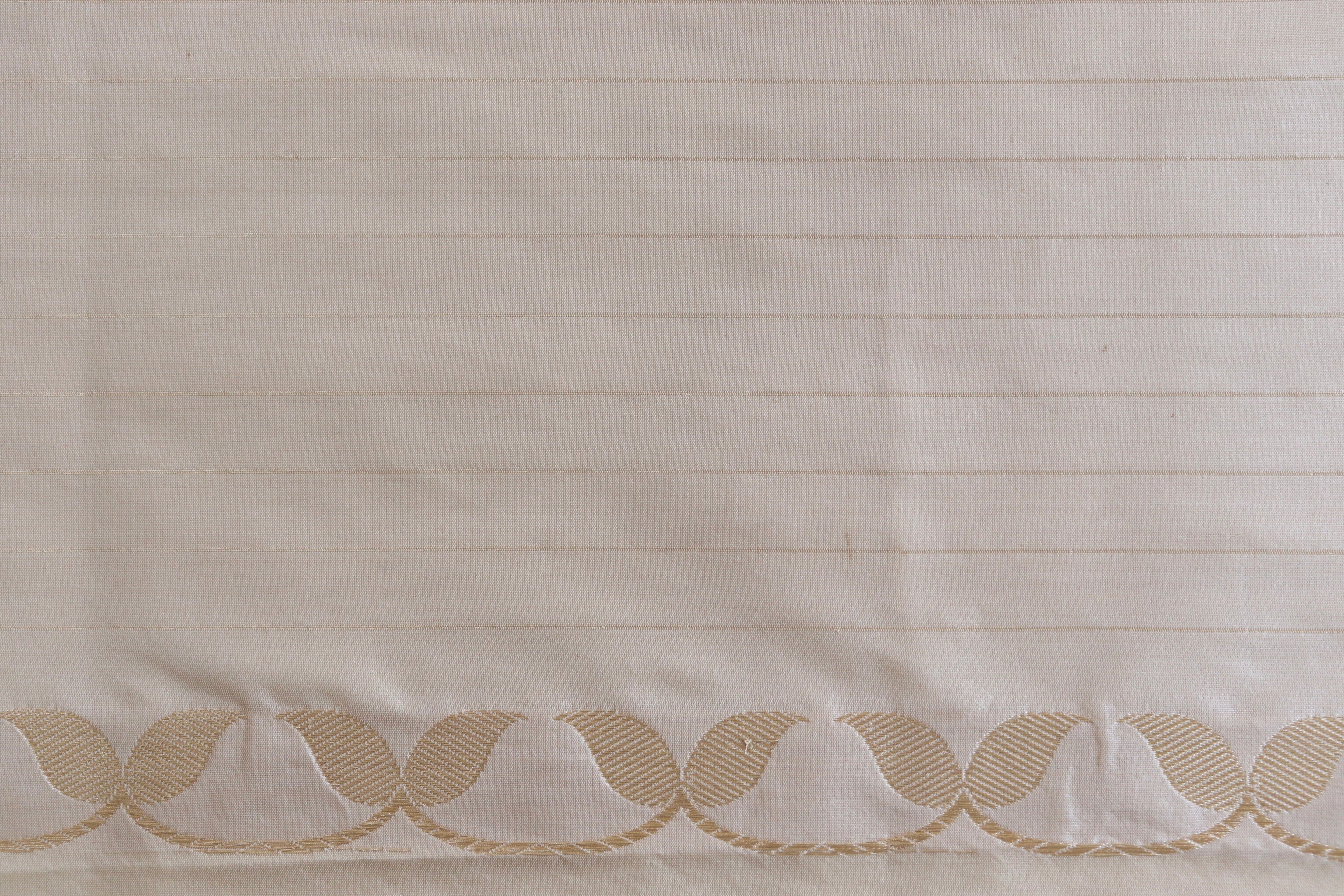 Cream Iris Kadhua Motif Pure Silk Handloom Banarasi Saree
