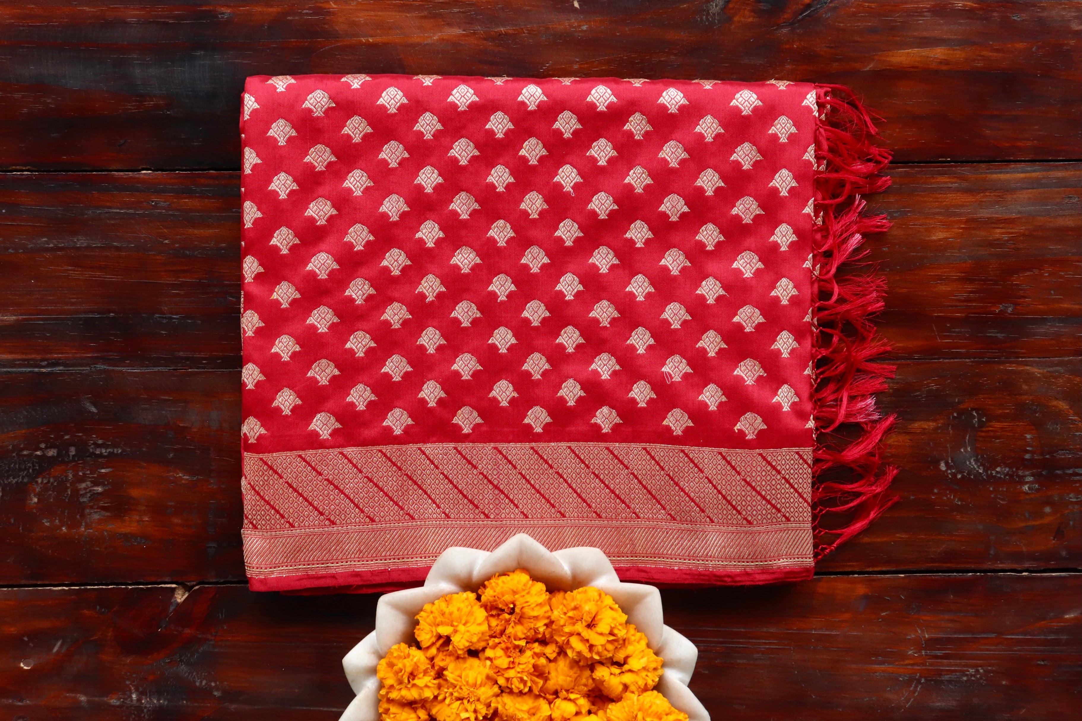 Rakhtambari Matsya Buti Pure Zari Silk Saree