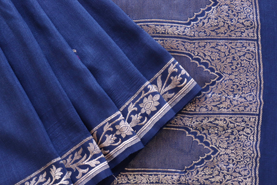 Navy Kadhua Motif Munga Silk Handloom Saree