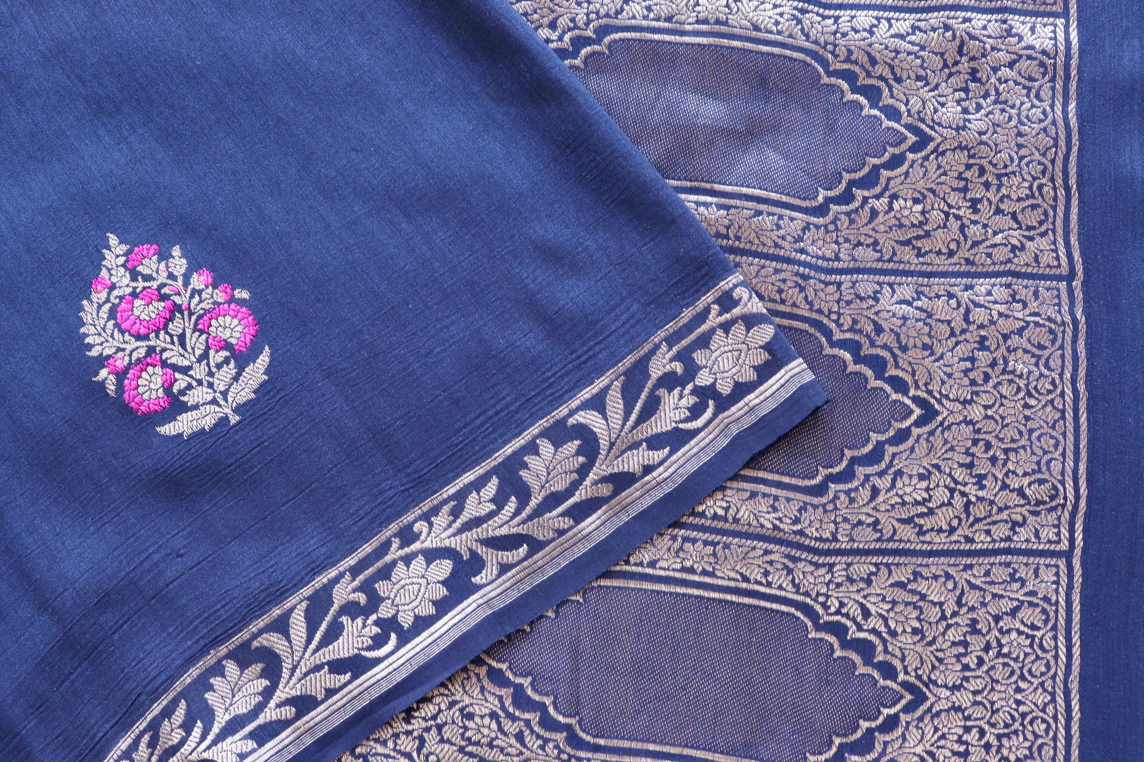 Navy Kadhua Motif Munga Silk Handloom Saree