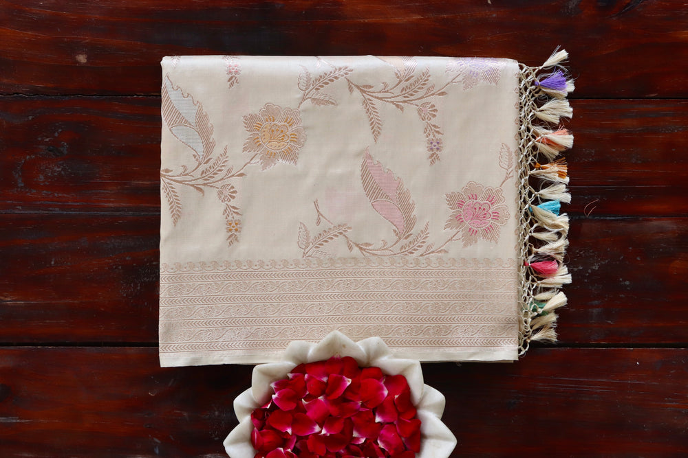 Beige handloom Banarsi saree with kadhua motifs in pure silk