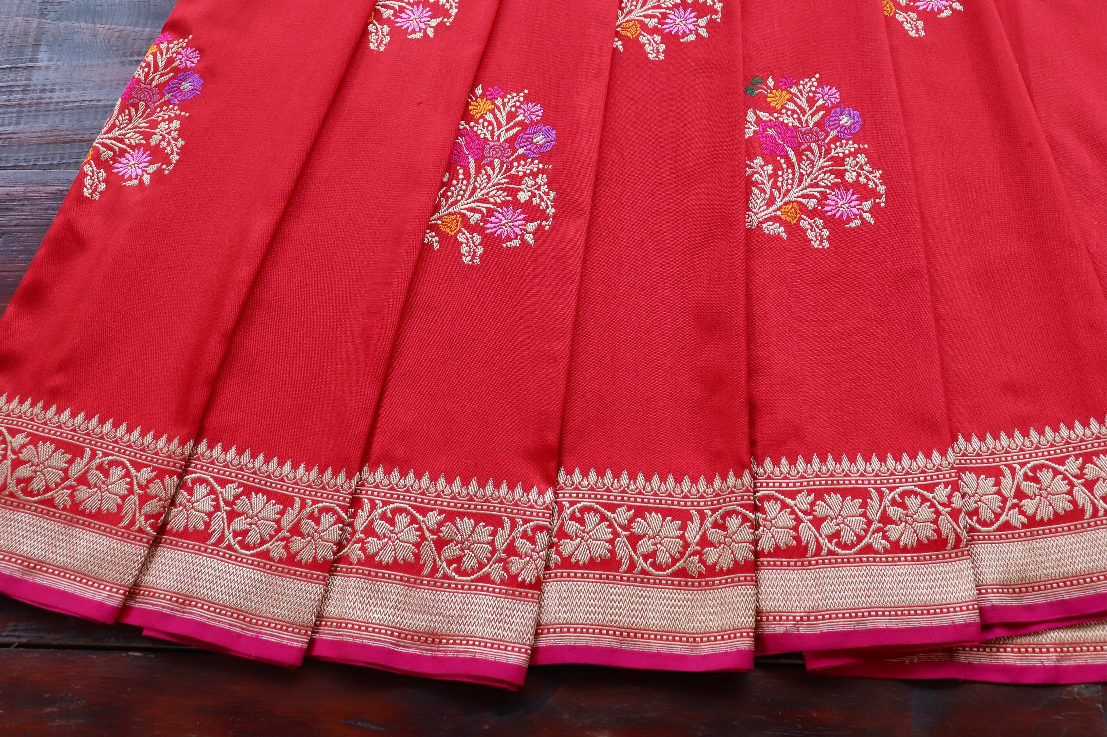 Red Guldasta Motif Pure Kora Silk Handloom Saree