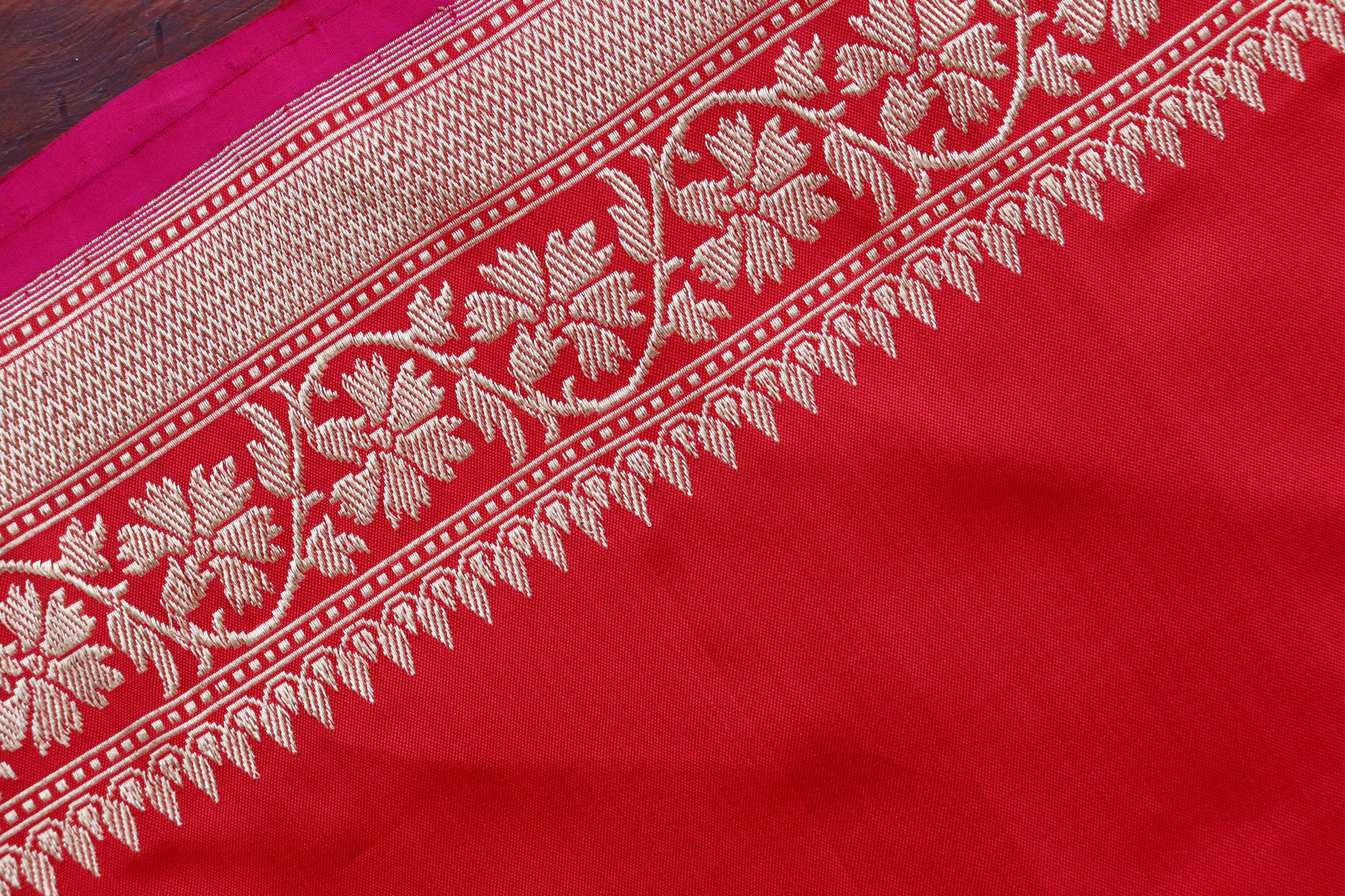 Red Guldasta Motif Pure Kora Silk Handloom Saree