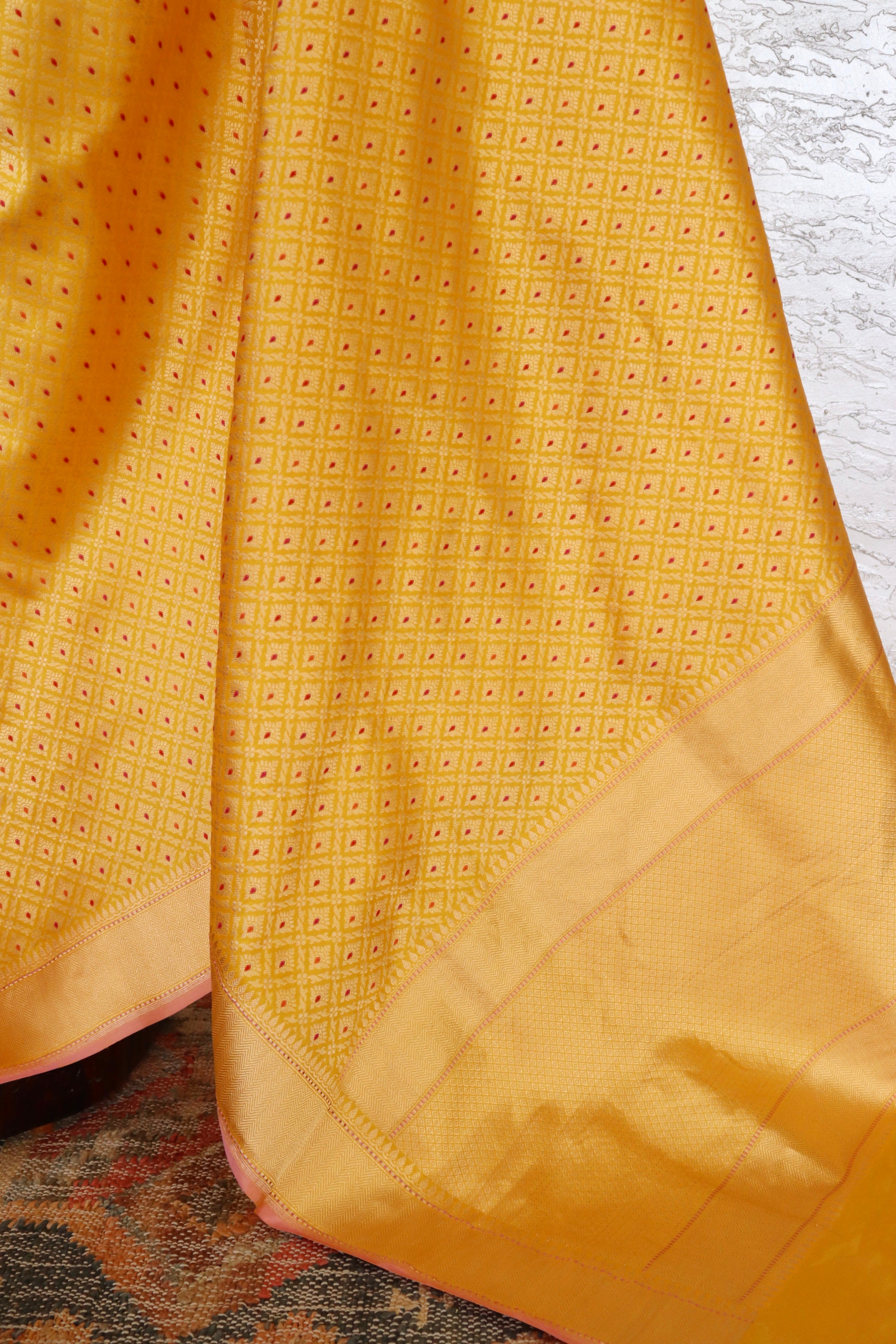 Yellow Meenadar Tanchoi Pure Silk Handloom Banarasi Saree