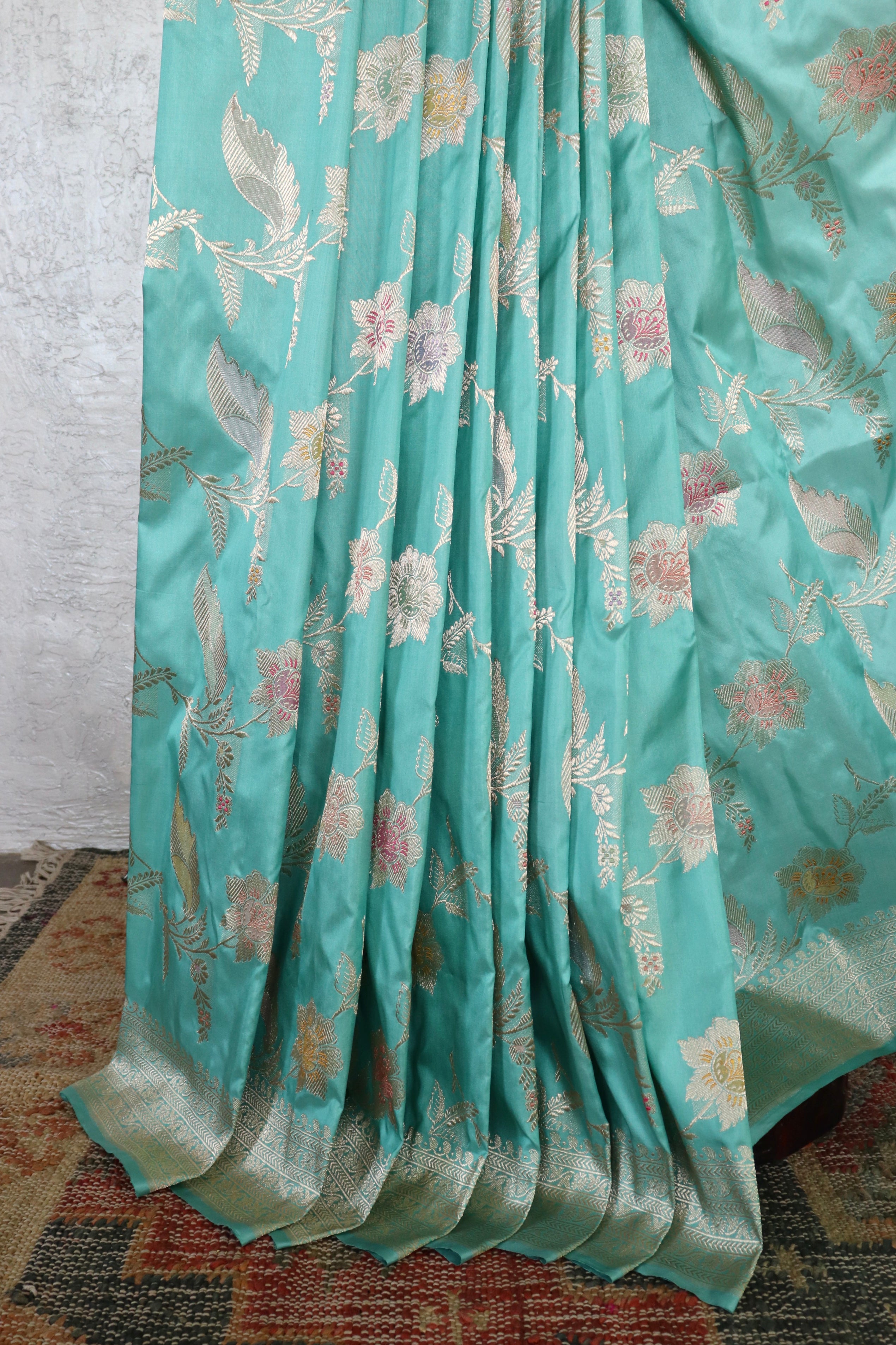 Seafoam Pure Silk Kadhua Jangla Handwoven Saree